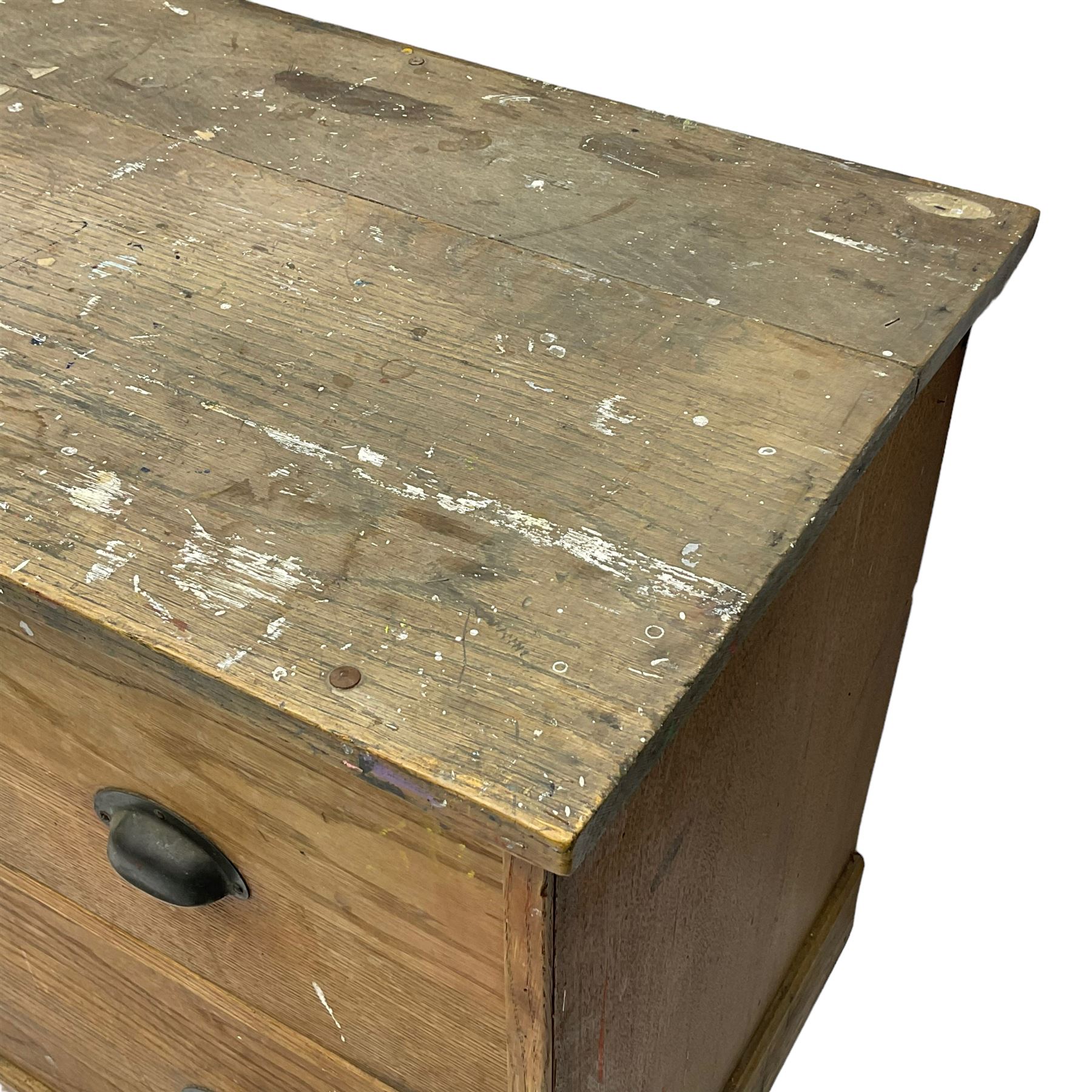 Early to mid-20th century oak chest - Image 2 of 4