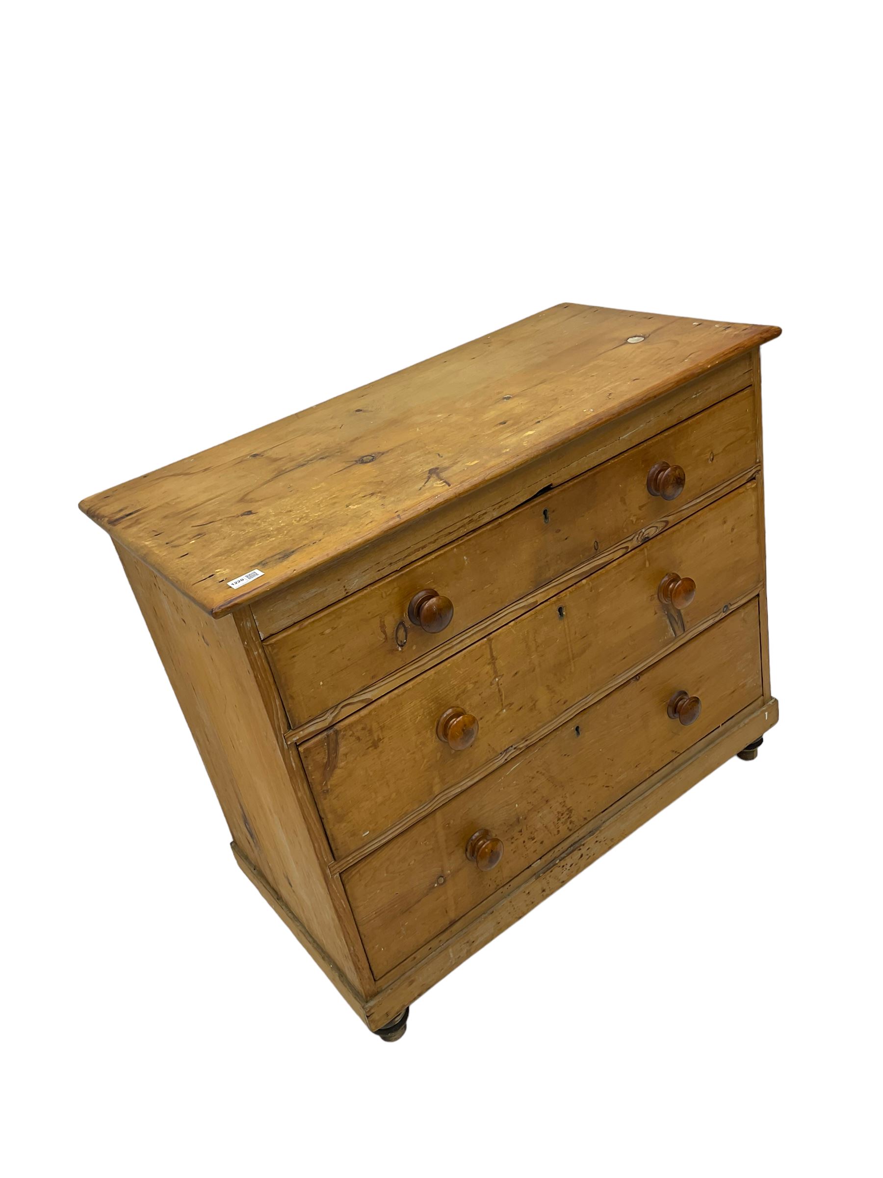 Victorian waxed pine chest - Image 4 of 7