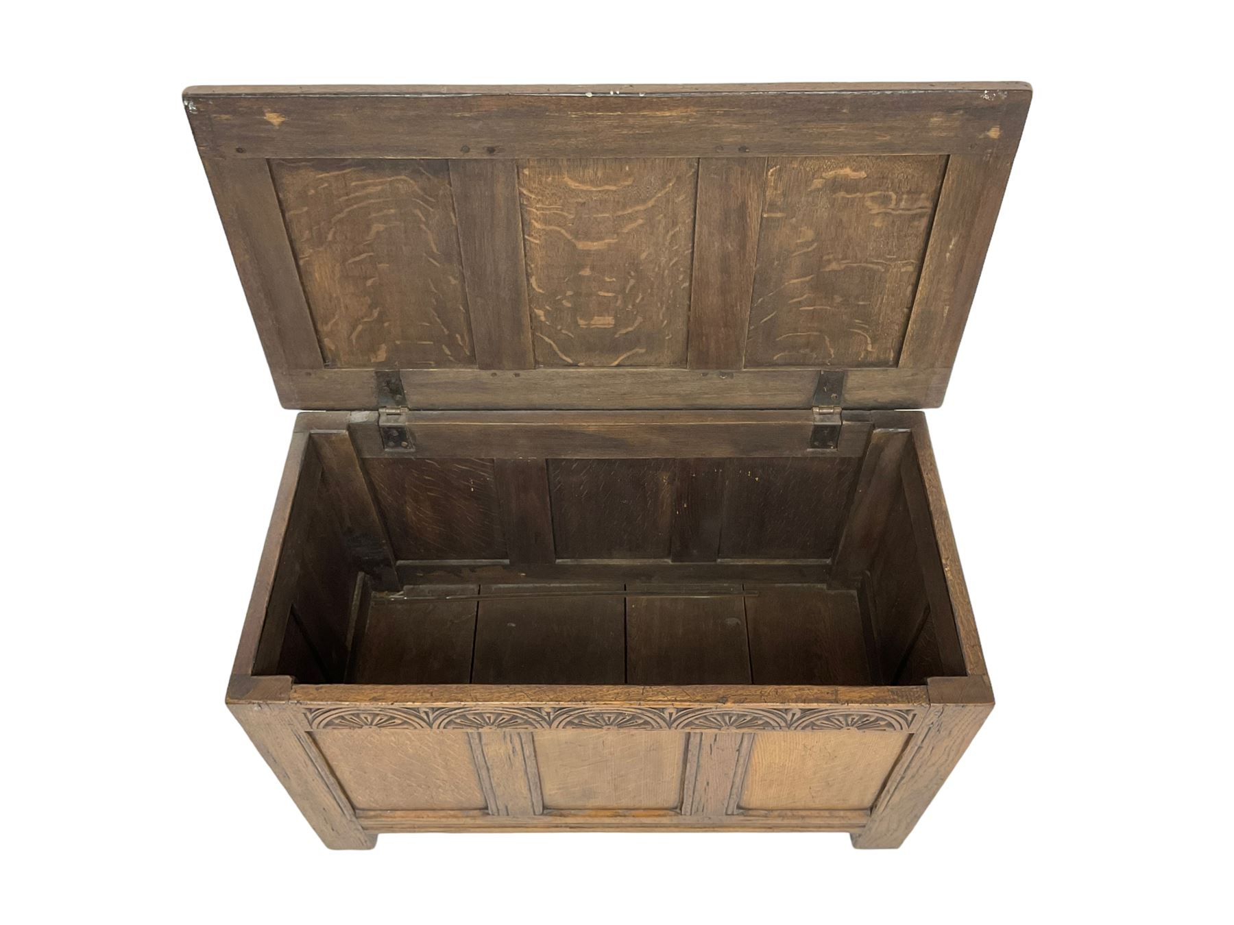 Mid-20th century panelled oak blanket box - Image 4 of 8