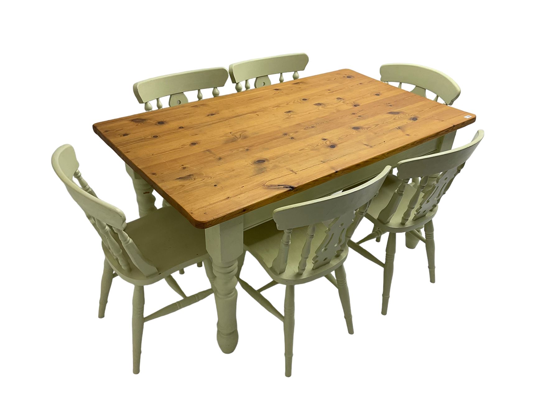 Traditional farmhouse pine dining table - Image 6 of 9