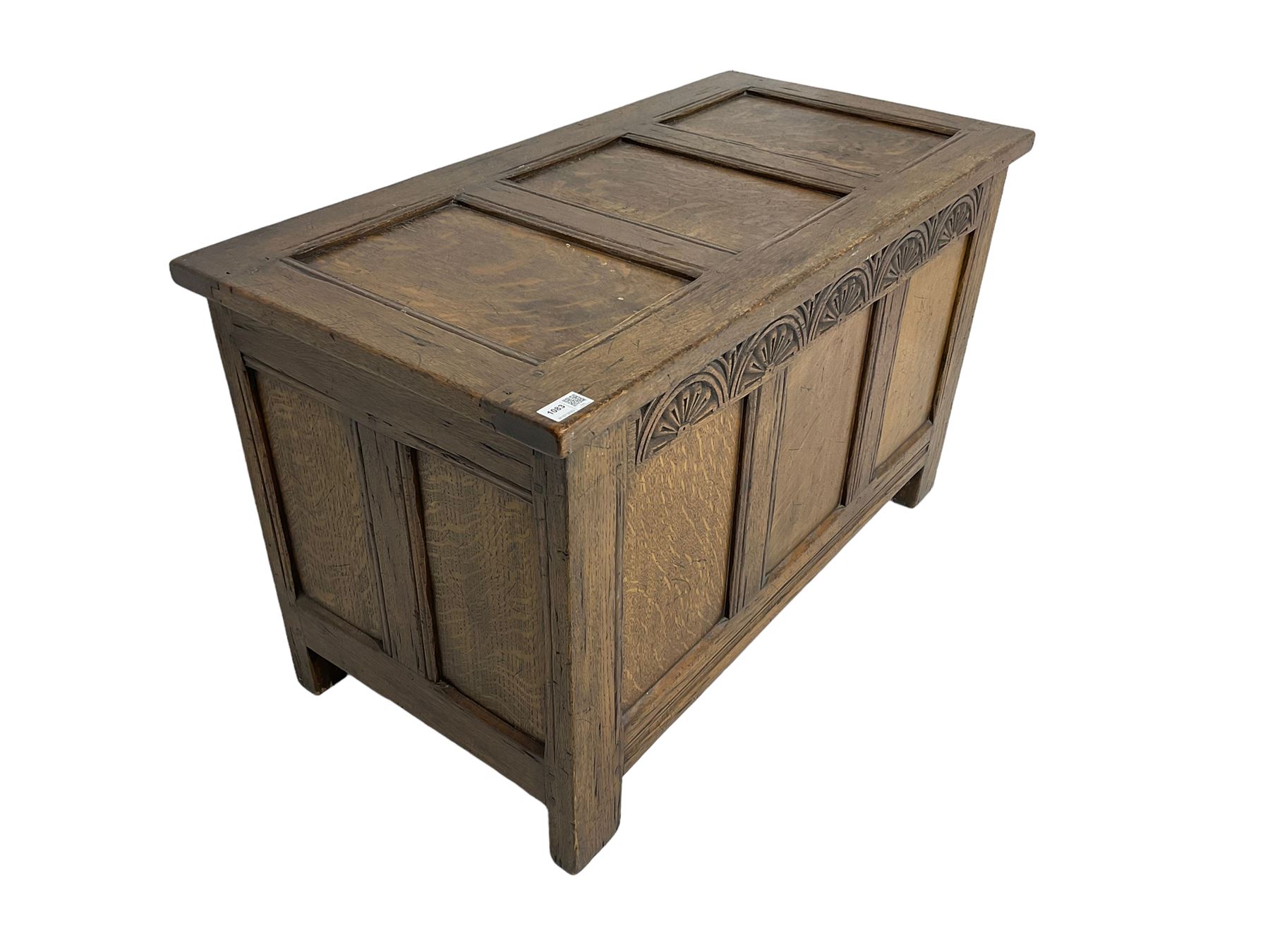 Mid-20th century panelled oak blanket box - Image 2 of 8