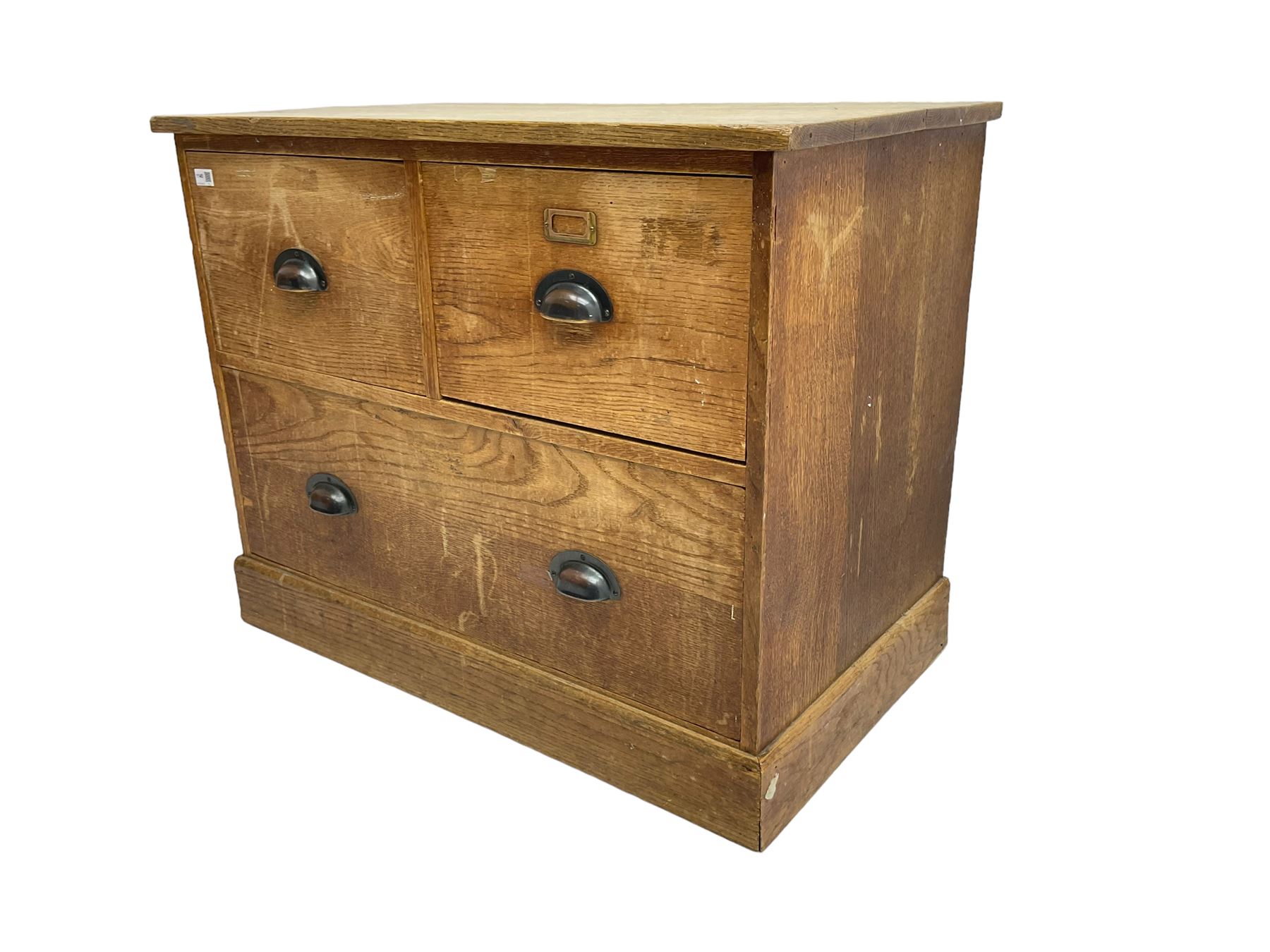 Early to mid-20th century oak chest - Image 3 of 6