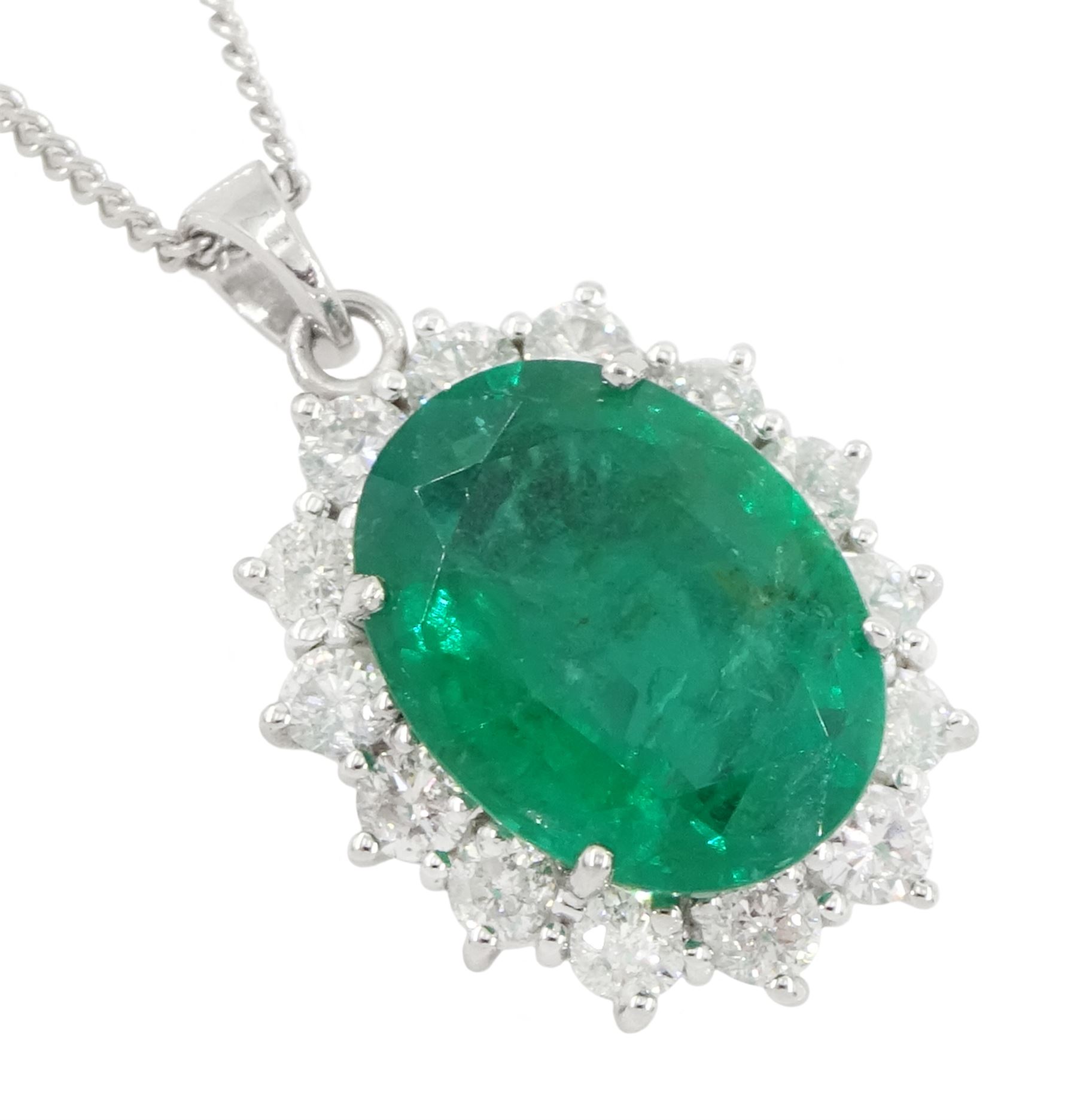 18ct white gold oval emerald and round brilliant cut diamond pendant necklace - Image 2 of 3