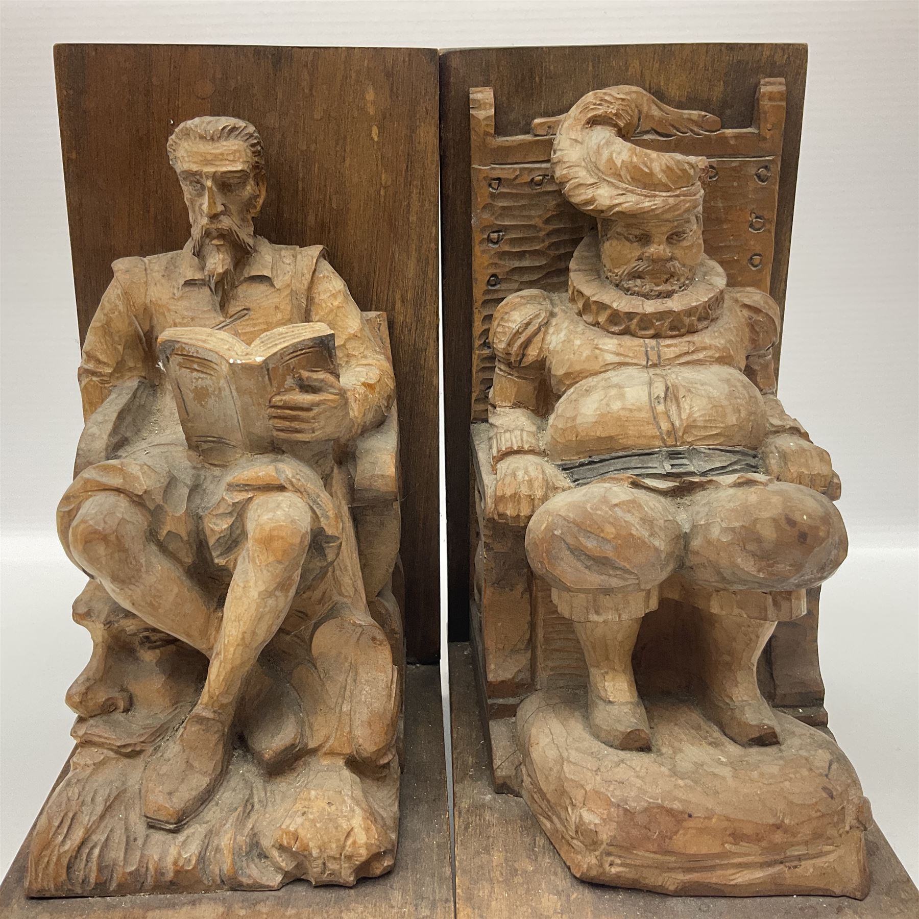 Pair of continental carved fruitwood figural bookends - Image 2 of 12