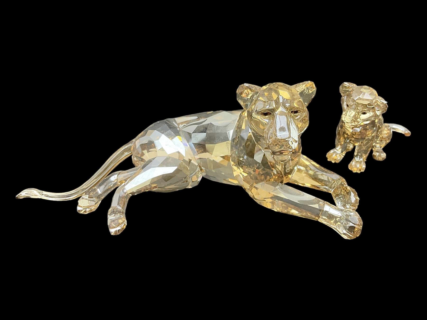 Swarovski Crystal lioness and cub