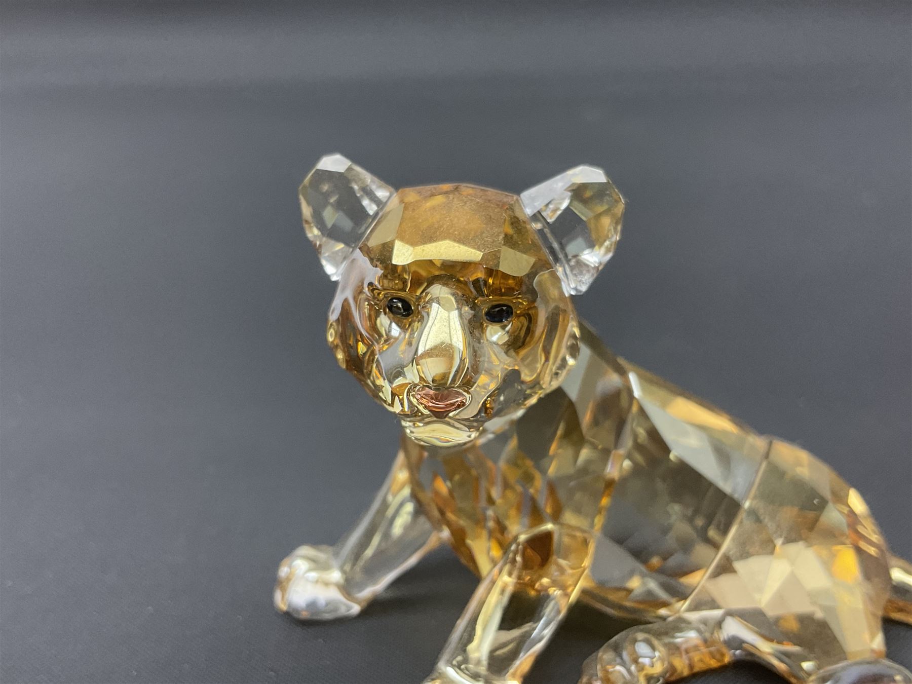 Swarovski Crystal tiger family - Image 7 of 12