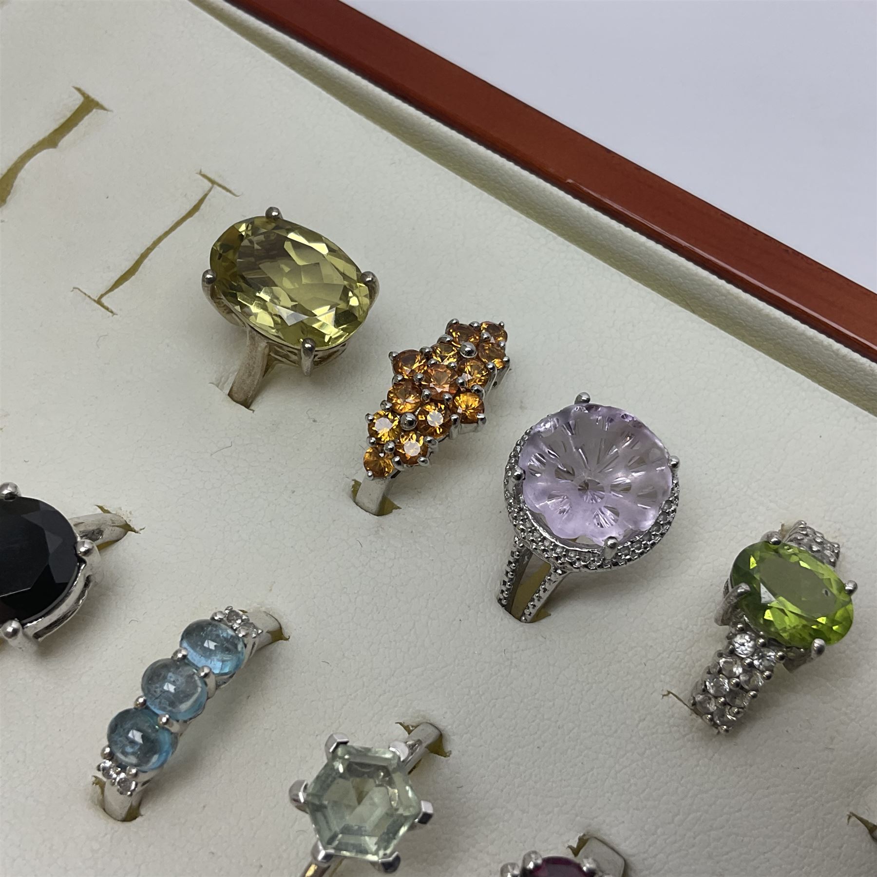 Forty silver stone-set rings including topaz - Image 15 of 17