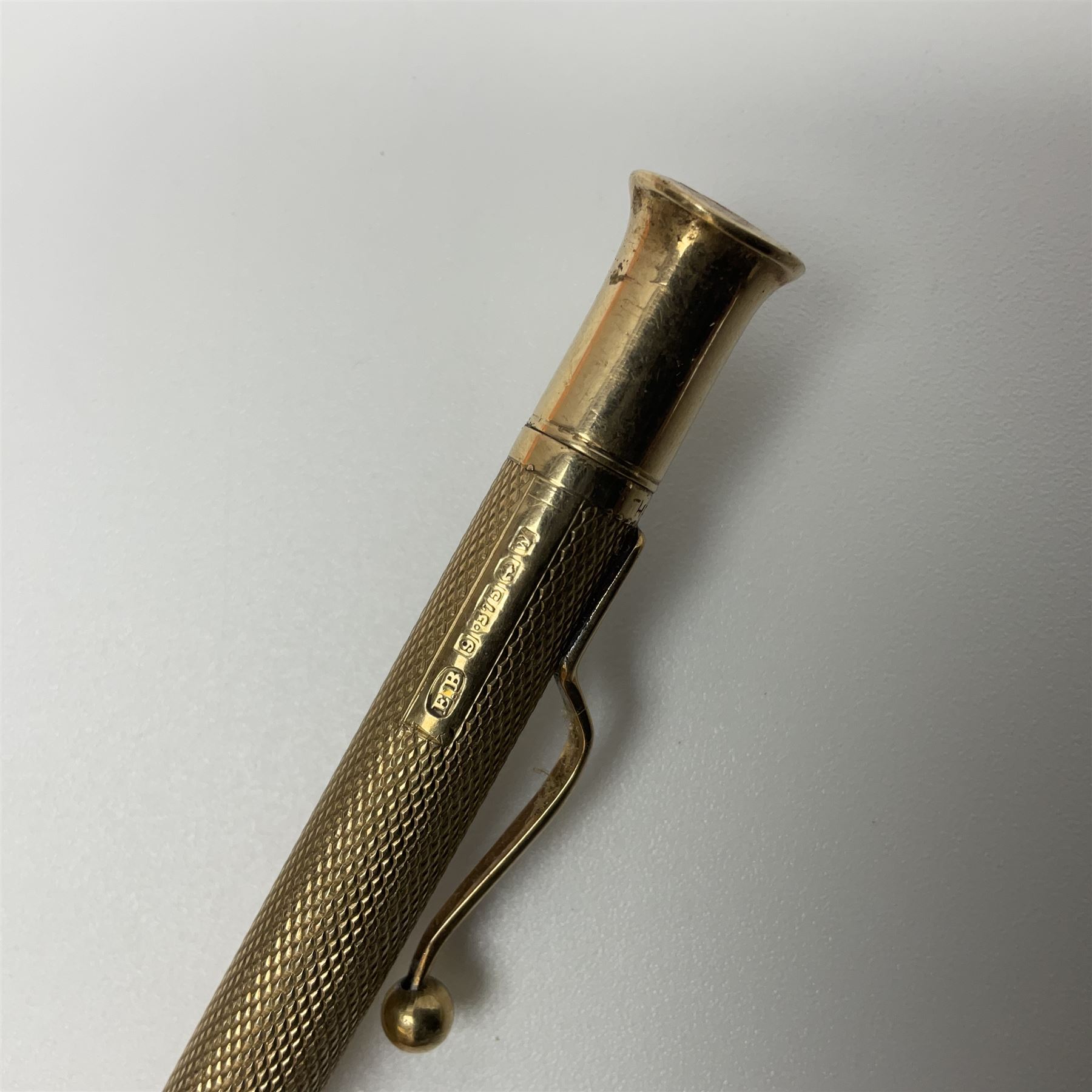 9ct gold propelling pencil - Image 4 of 7