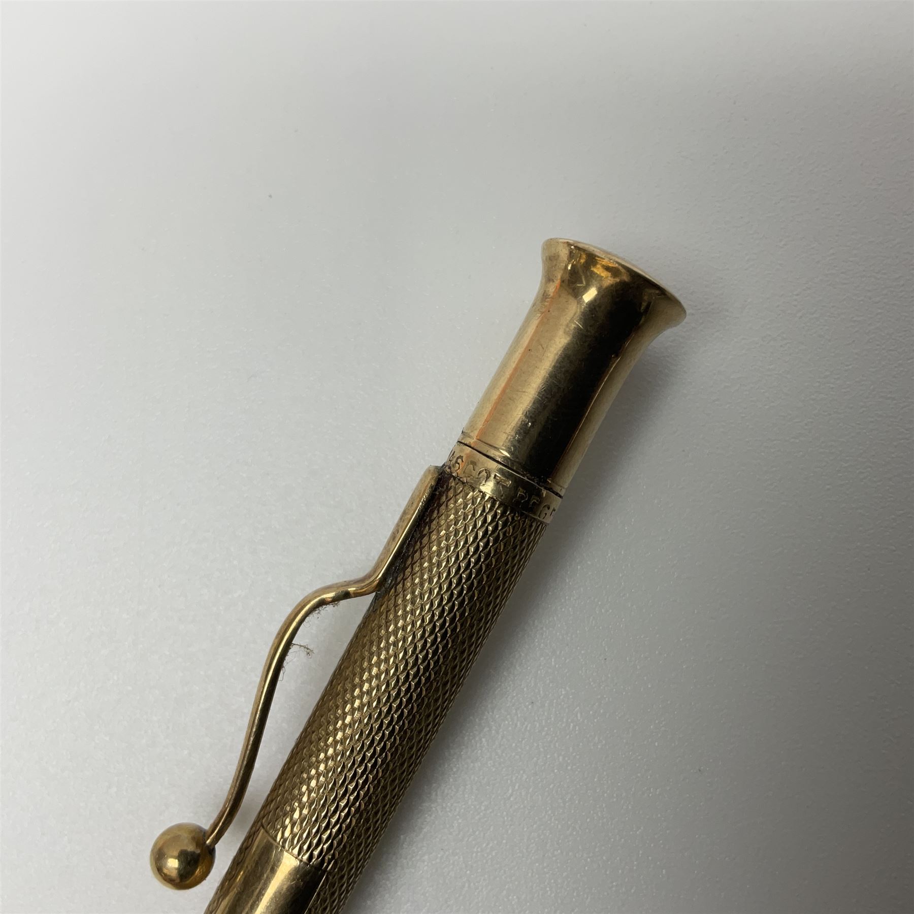 9ct gold propelling pencil - Image 6 of 7