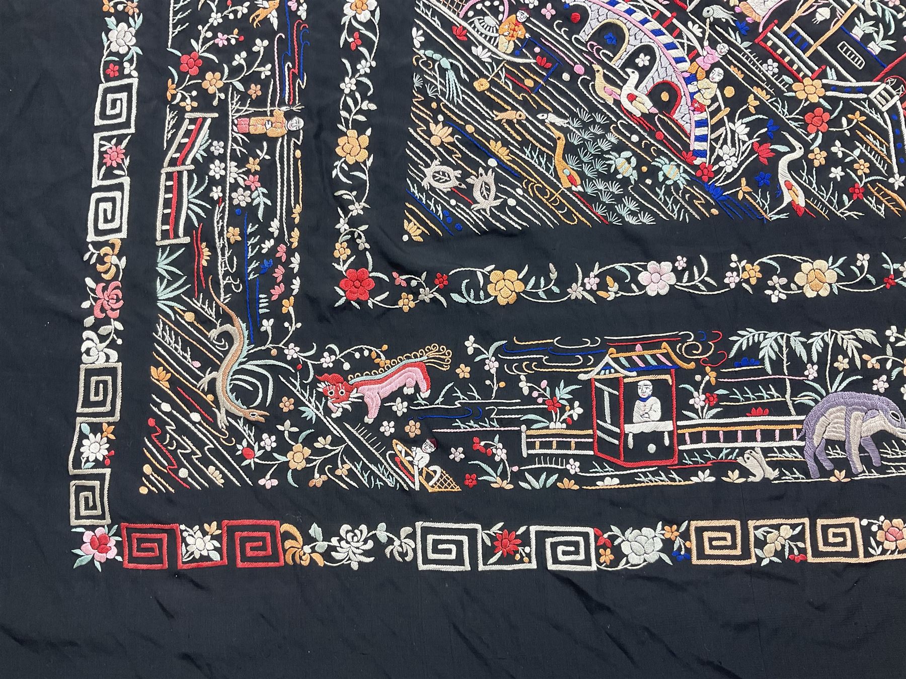 Chinese silk shawl - Image 5 of 14