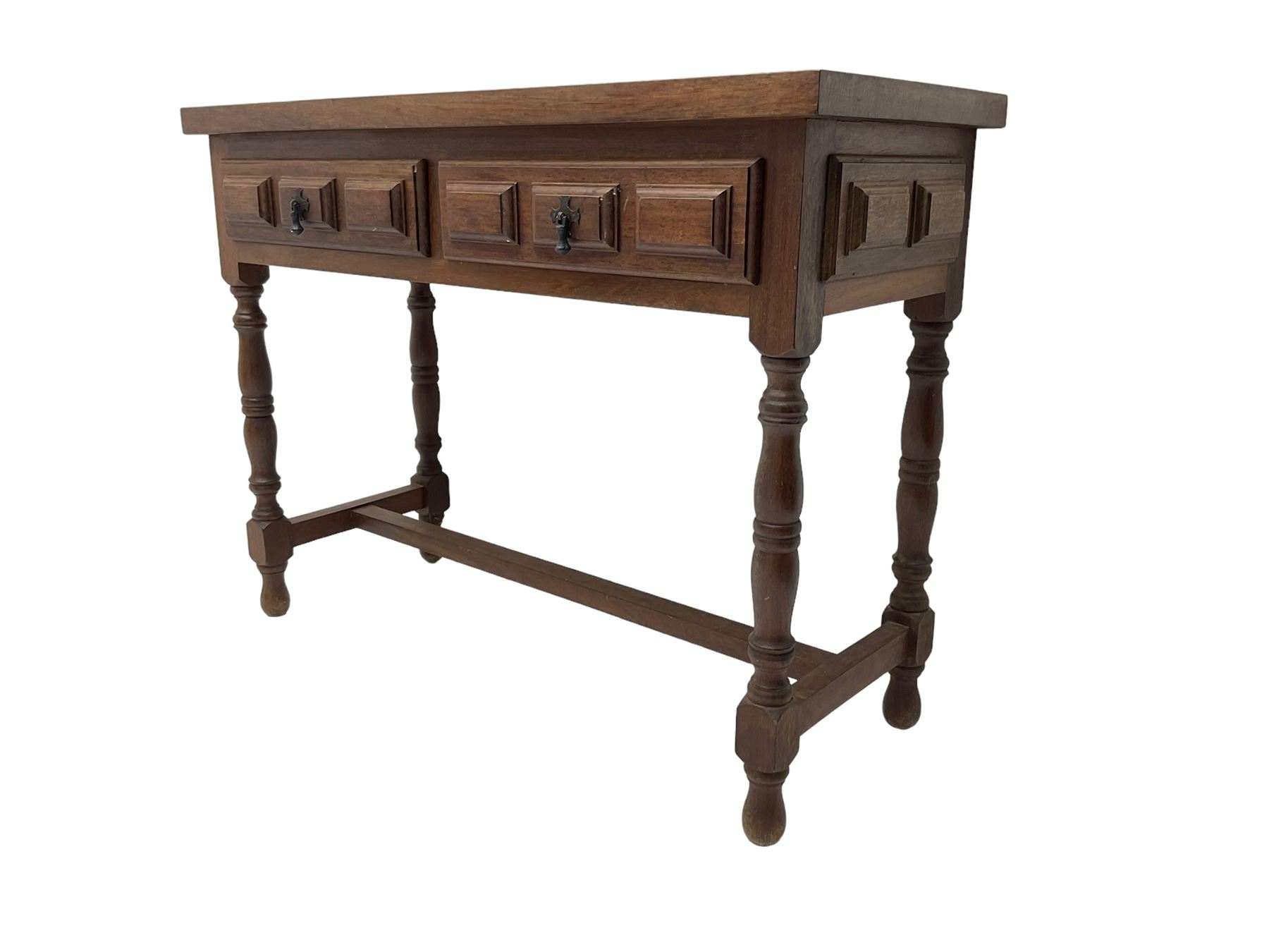 Spanish oak side table - Image 5 of 6