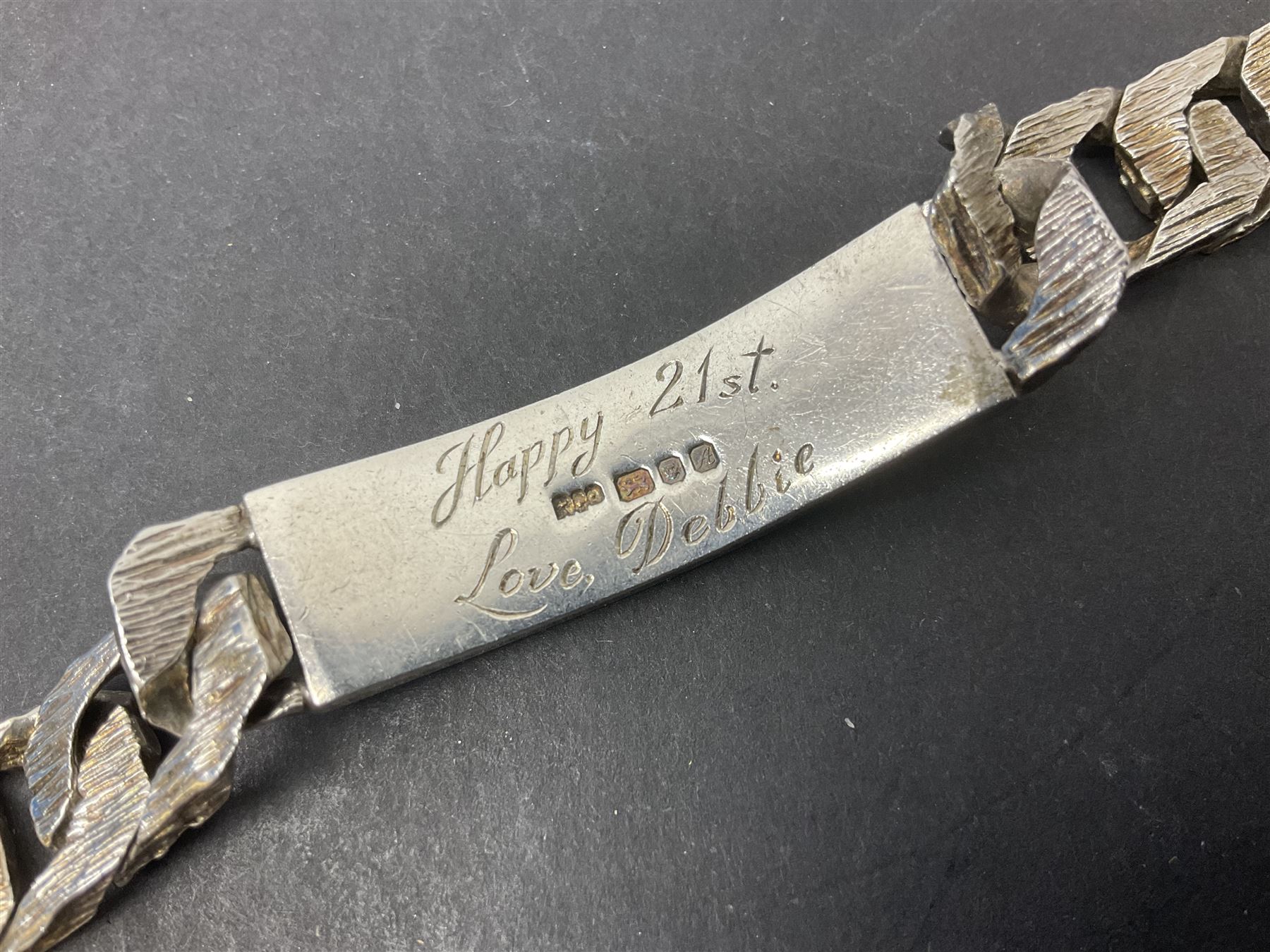 Heavy silver curb link identity bracelet - Image 7 of 7