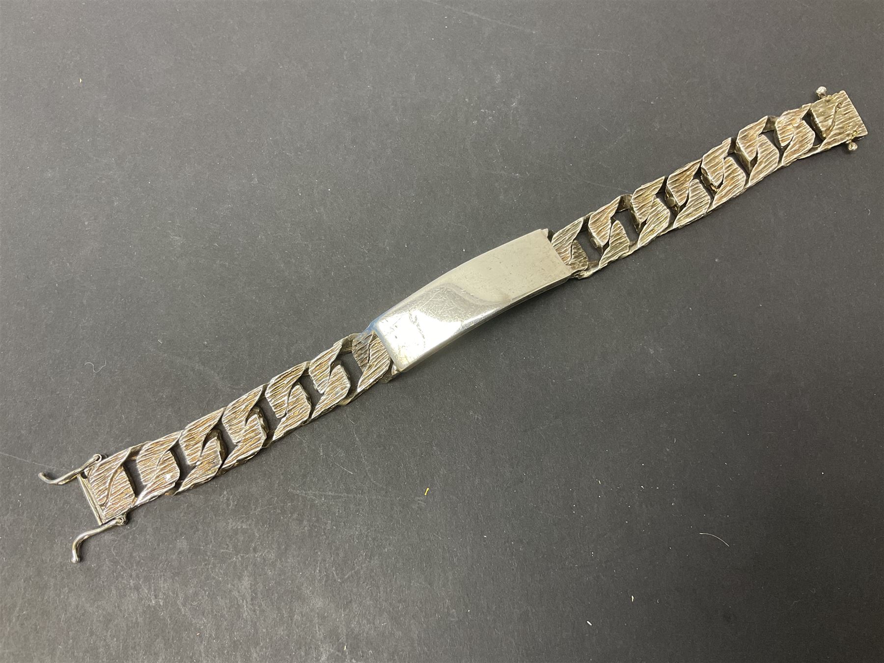Heavy silver curb link identity bracelet - Image 2 of 7