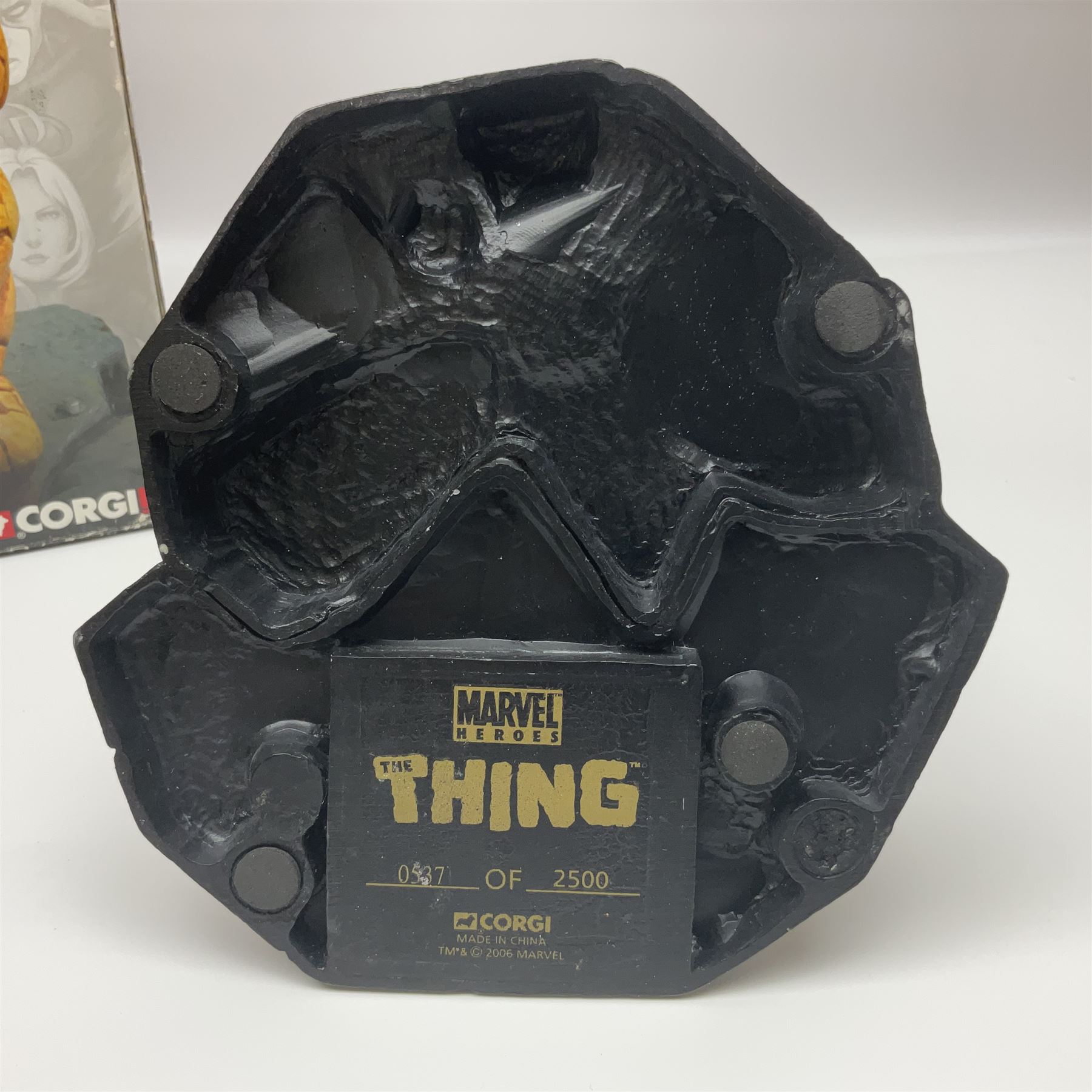 Corgi Marvel Heroes Fantastic Fours' 'The Thing' hand painted limited edition 537/2500 metal statue - Image 5 of 10