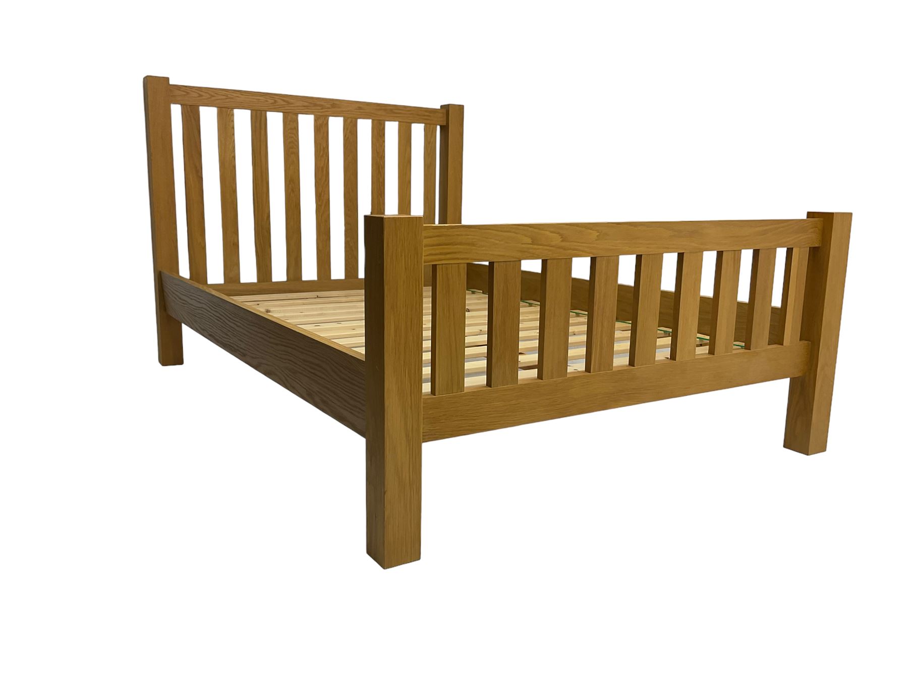 Modern oak 4' 6� double bedstead - Image 4 of 6