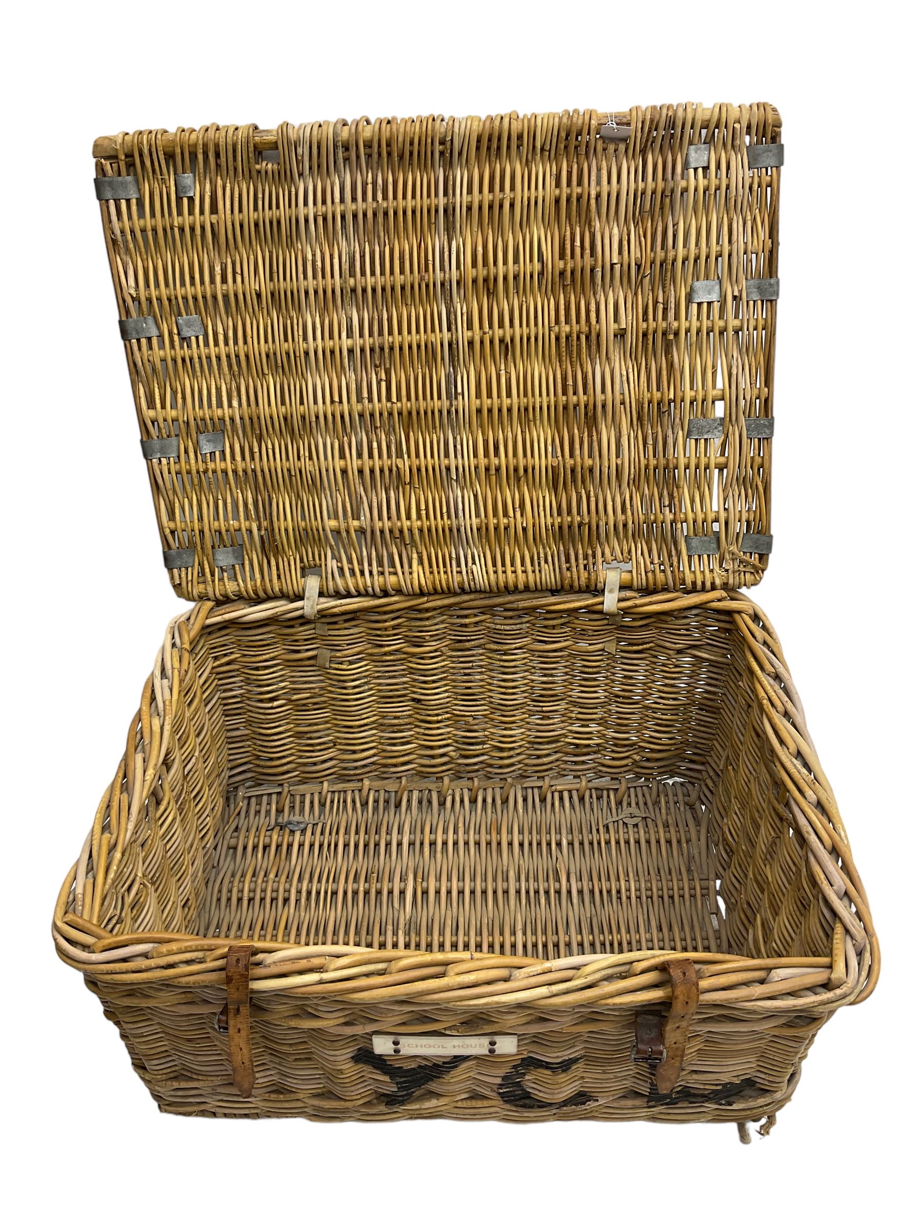 Wicker basket - Image 3 of 4