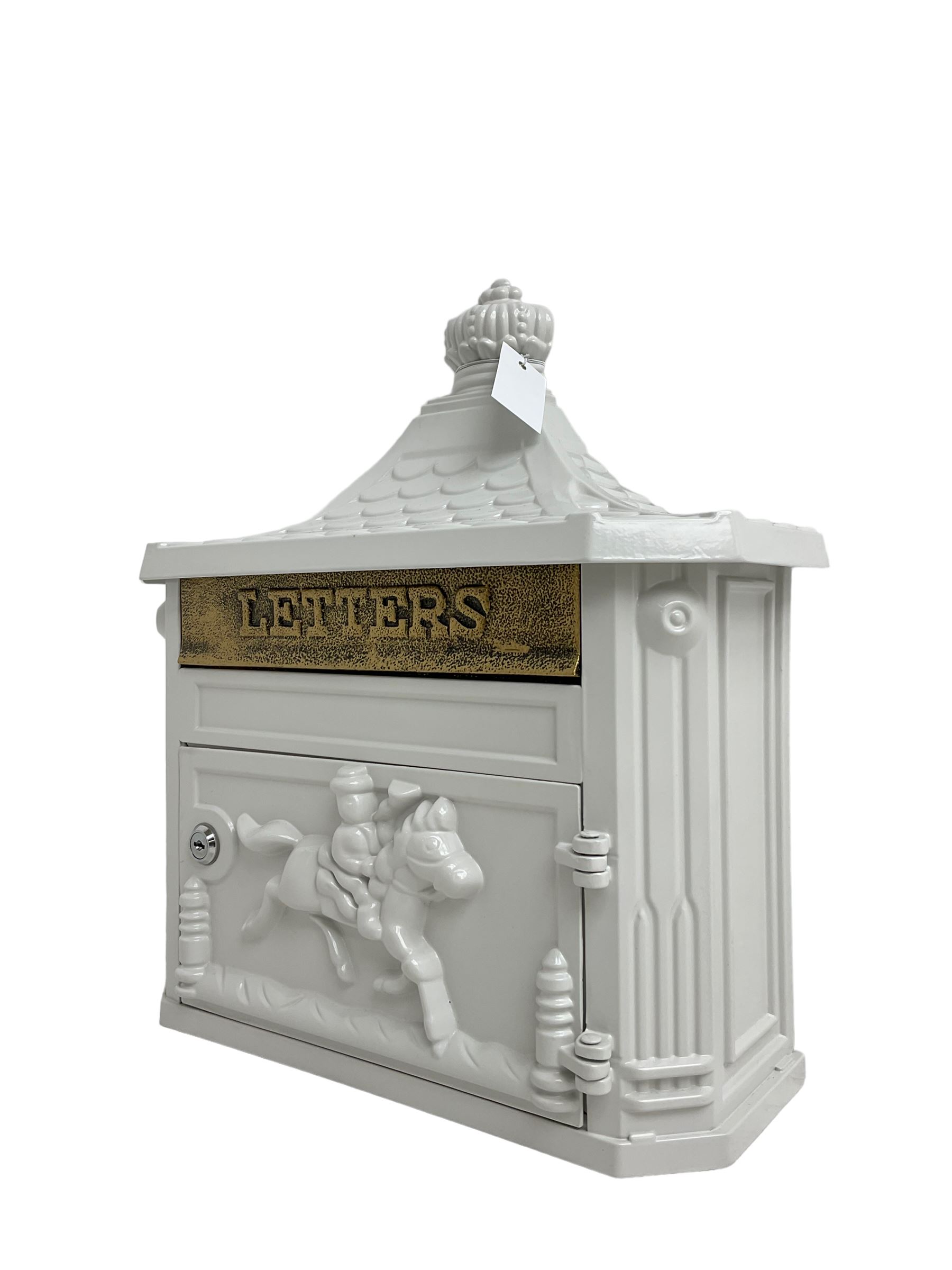 Classic design wall post box - Image 3 of 5