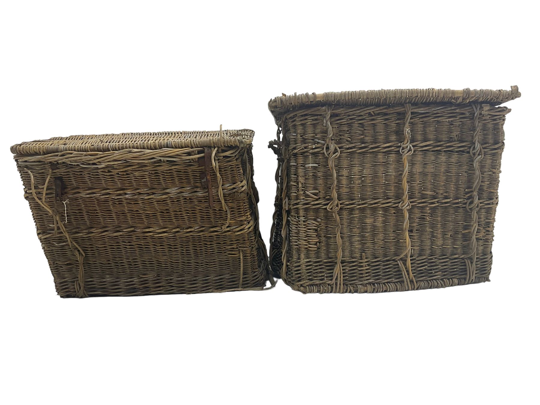 Near pair early/mid-20th century wicker baskets