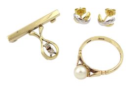 Gold single stone pearl ring and a two stone diamond brooch