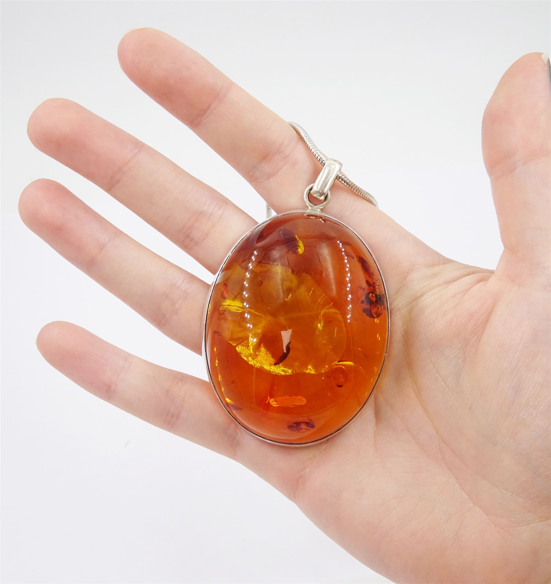 large silver oval Baltic amber pendant necklace - Image 2 of 3