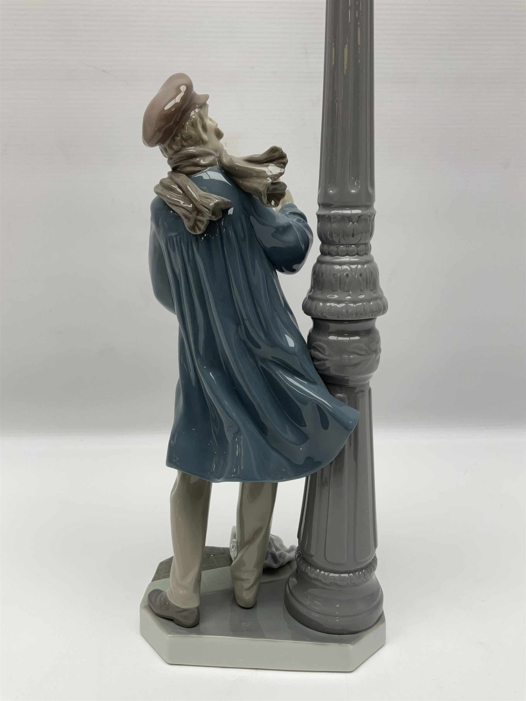 Lladro figure - Image 10 of 13