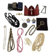 Collection of Victorian and later jewellery including large silver Crucifix pendant