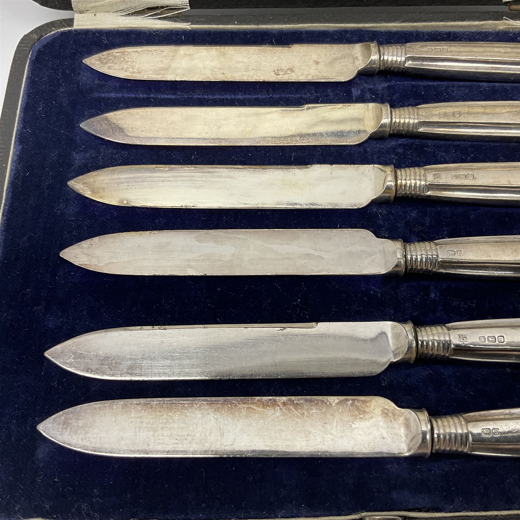 Early 20th century set of six silver handled knives - Image 6 of 9