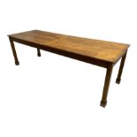Early 20th century oak dining table