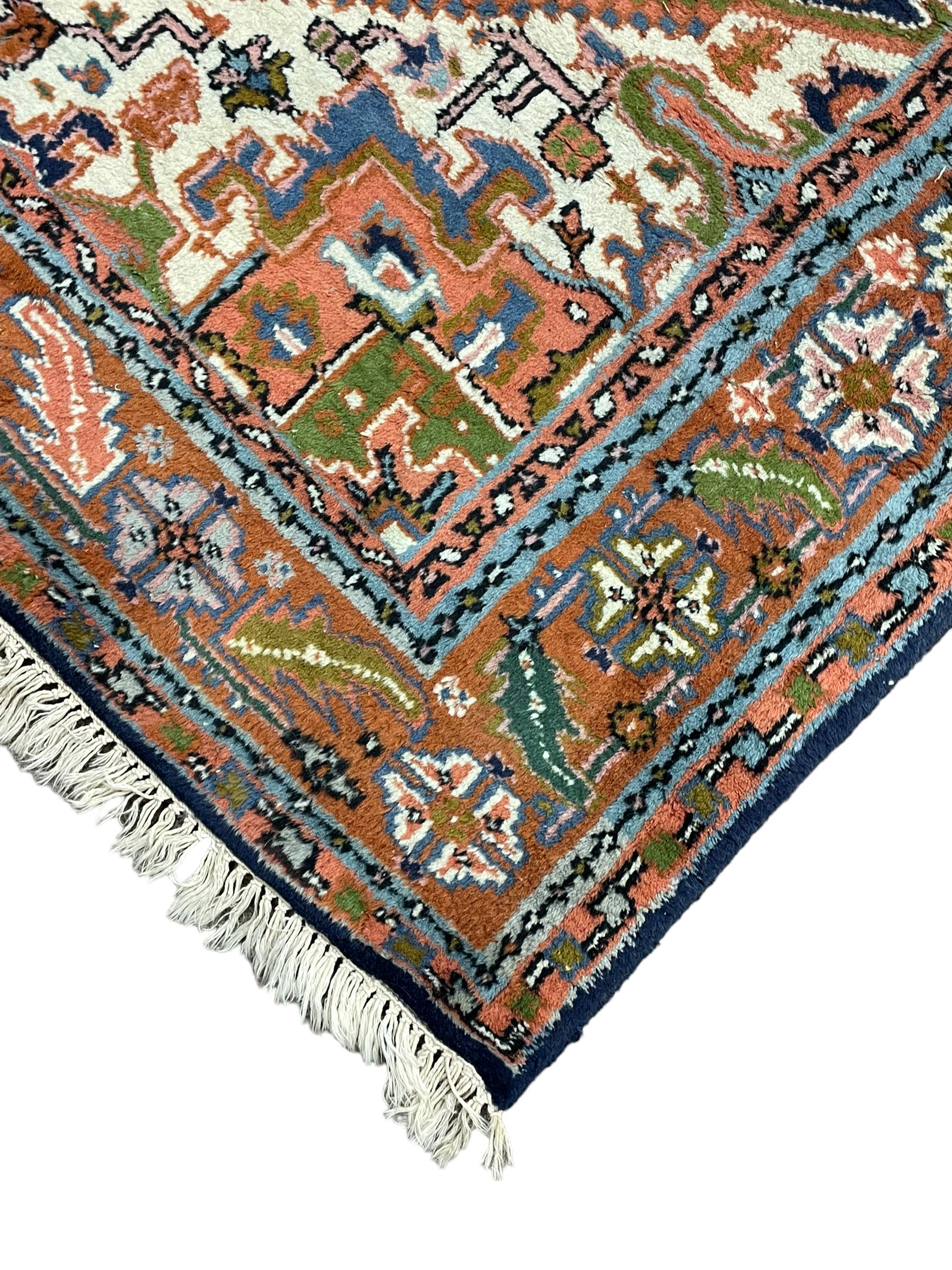 Persian Heriz indigo and rust ground rug - Image 2 of 8