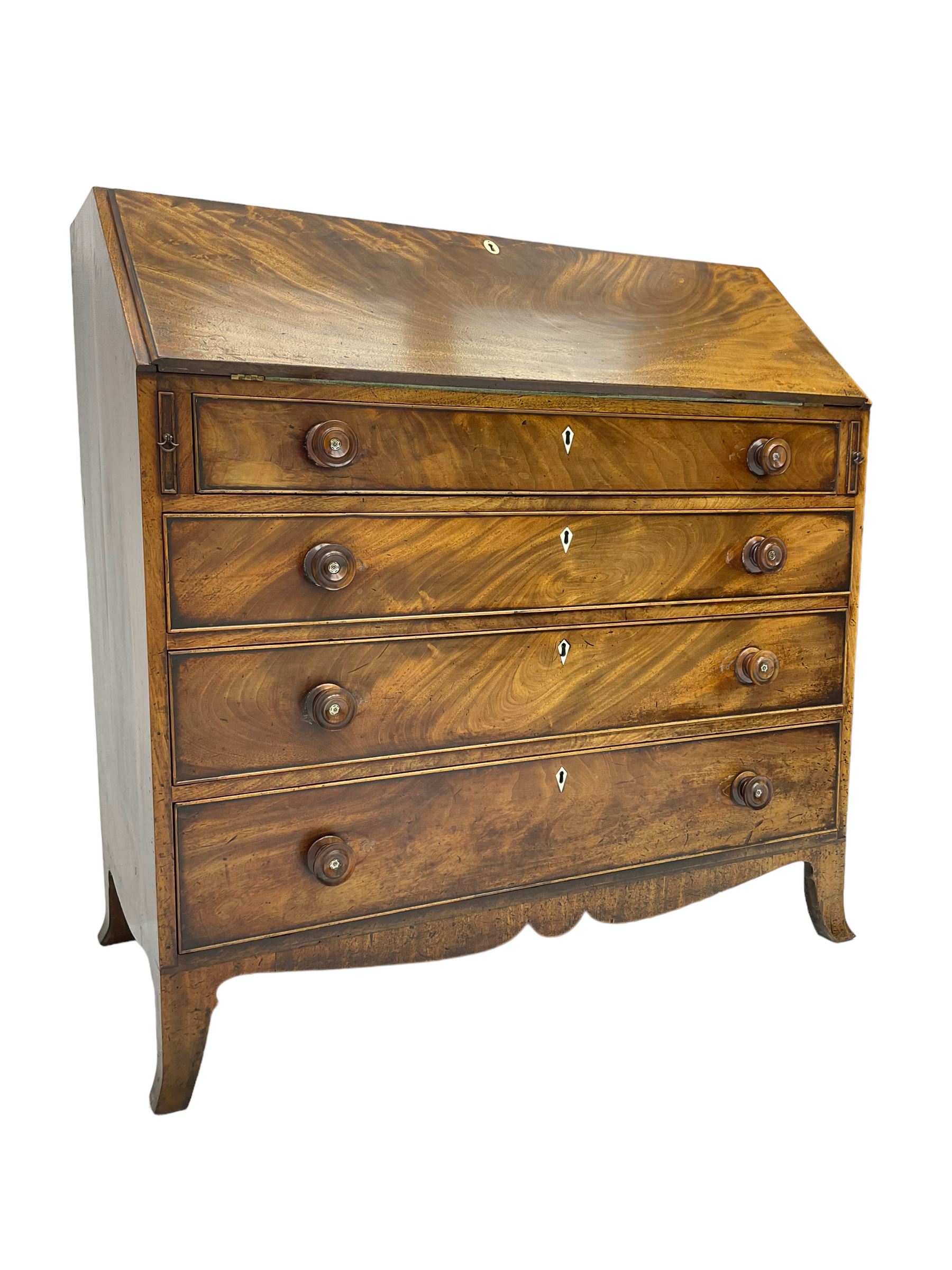 George III mahogany bureau - Image 3 of 8