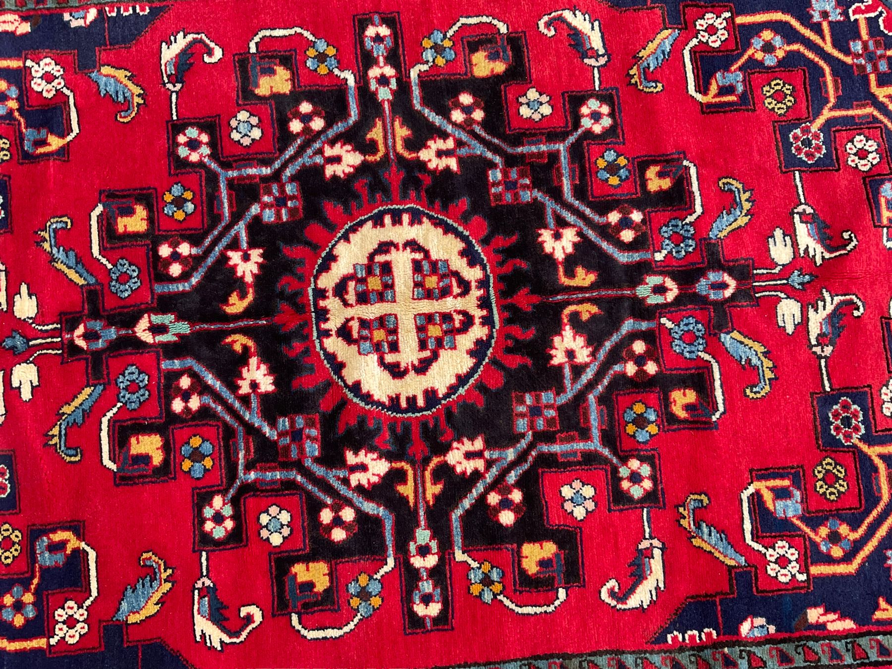 North West Persian Tafresh crimson ground rug - Image 4 of 6