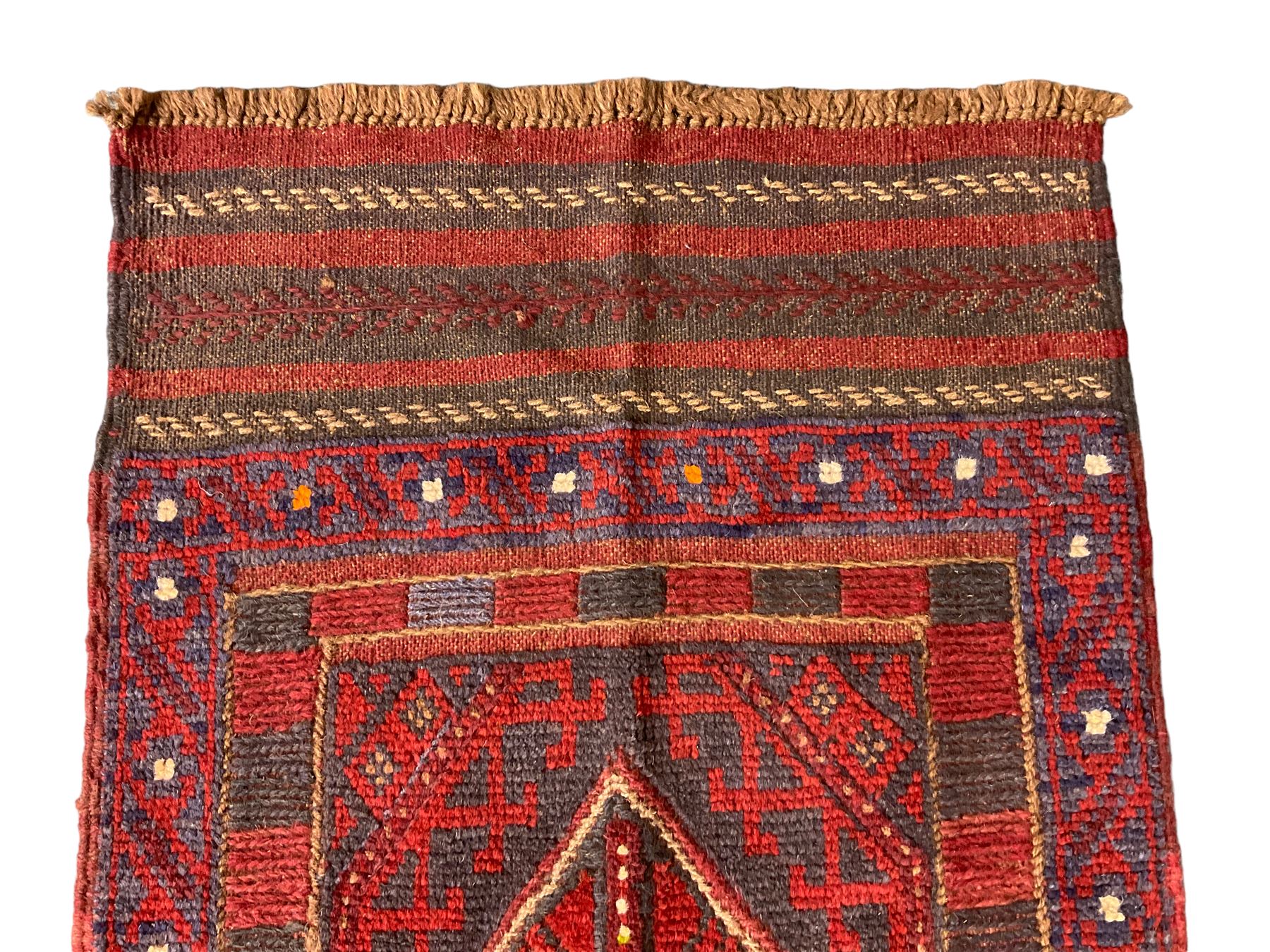 Meshwani Kilim maroon ground runner rug - Image 2 of 5
