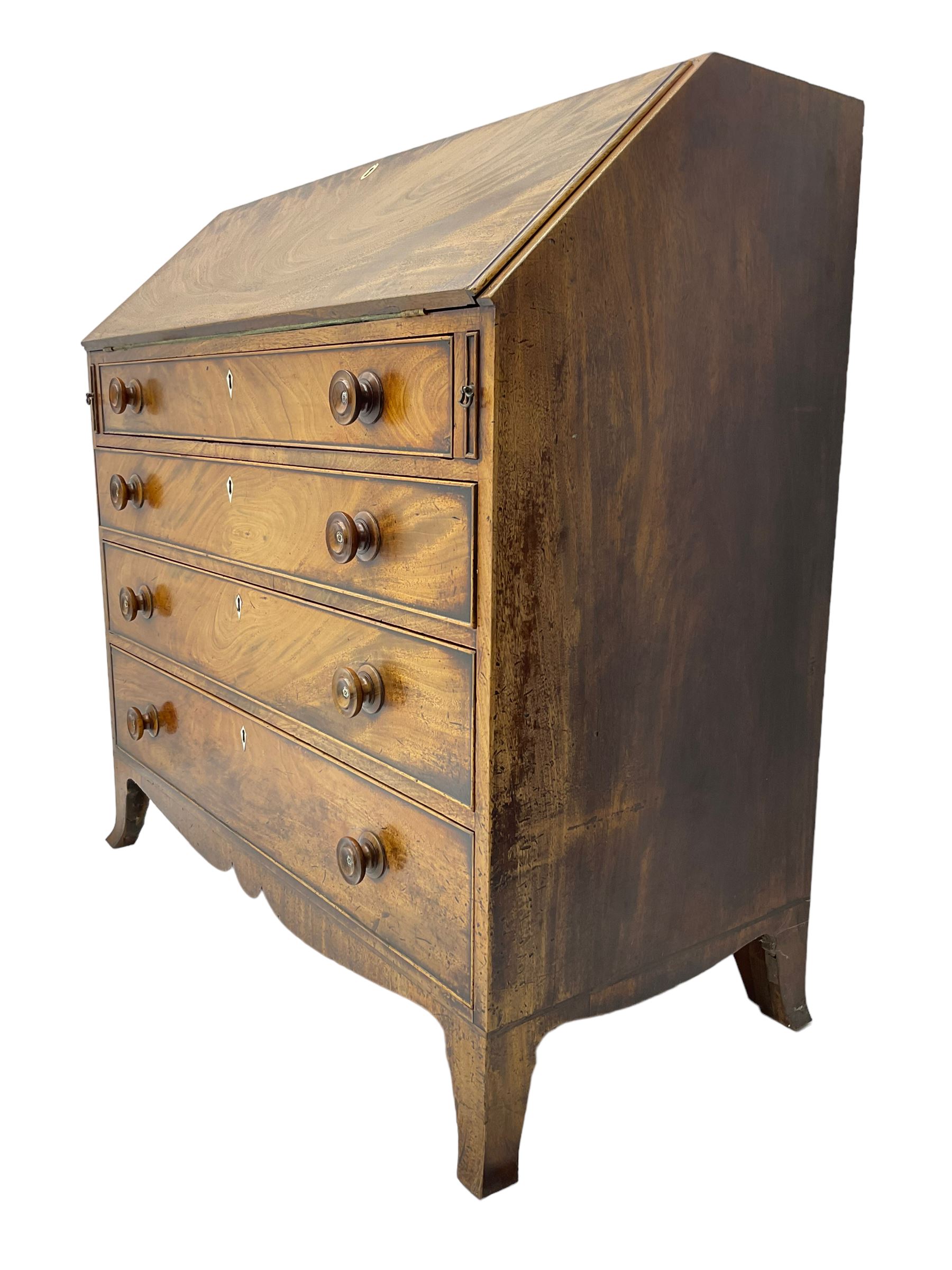 George III mahogany bureau - Image 5 of 8