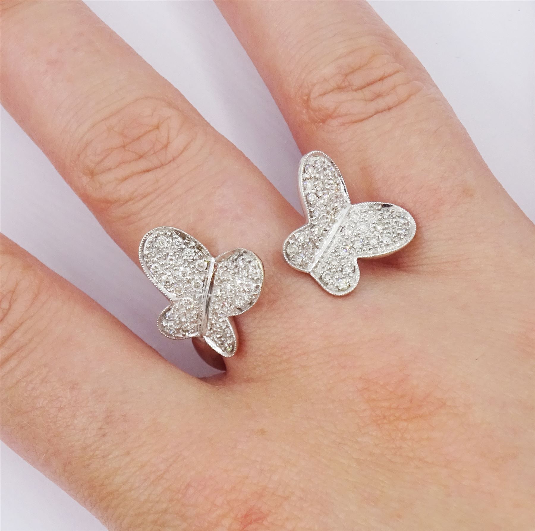 18ct white gold pave set diamond butterfly suite including ring - Image 2 of 5