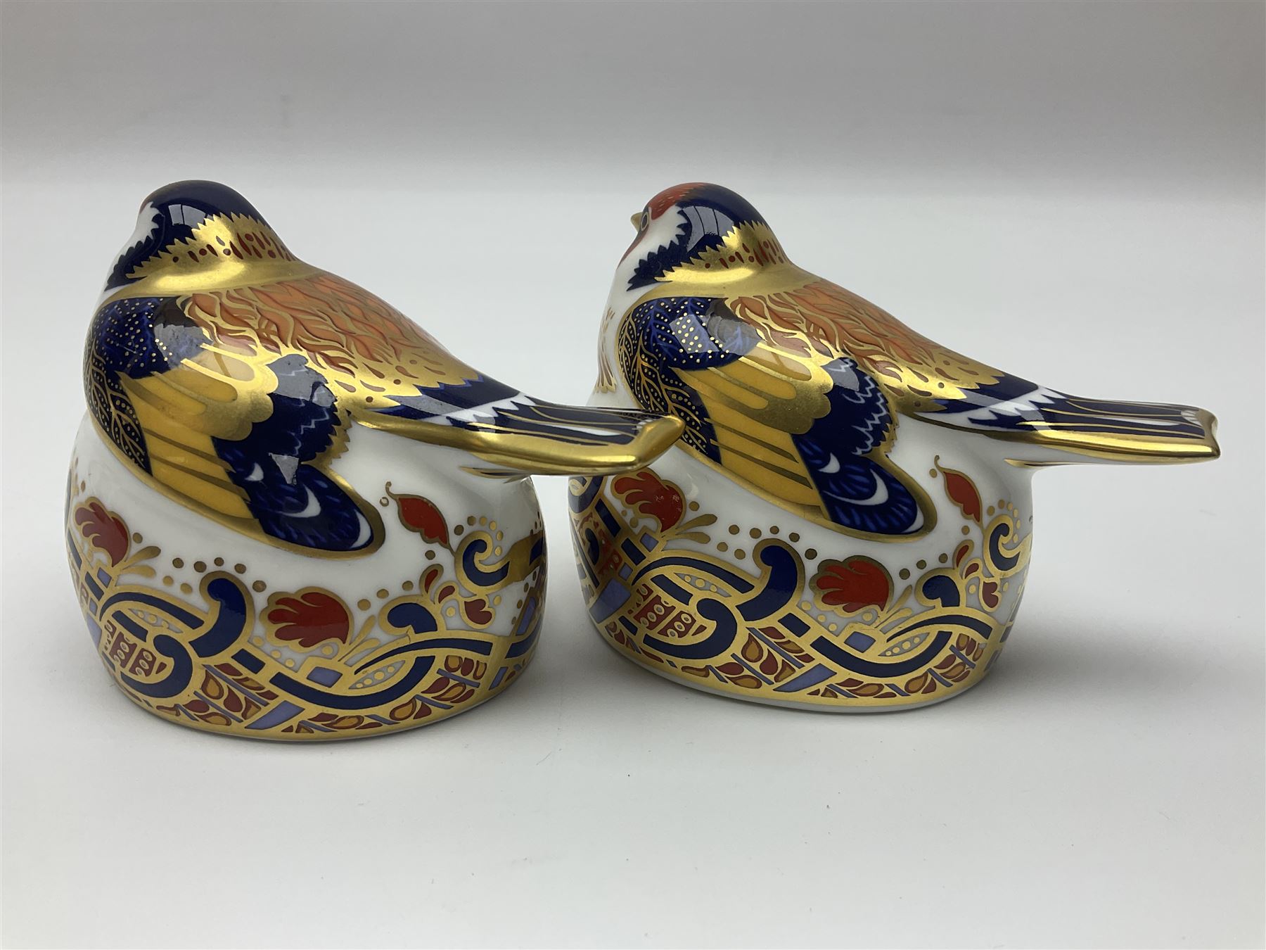 Two Royal Crown Derby Goldfinch Nesting paperweights with silver stoppers - Image 4 of 8