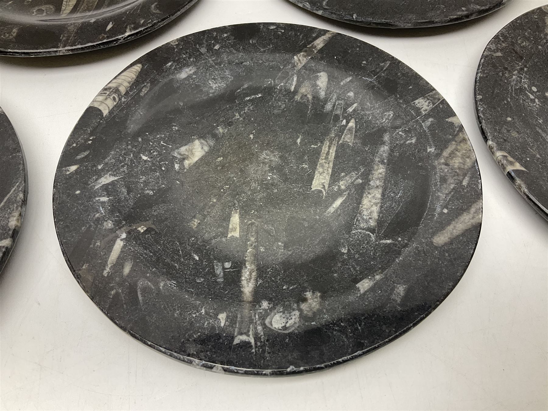Five circular plates - Image 6 of 10