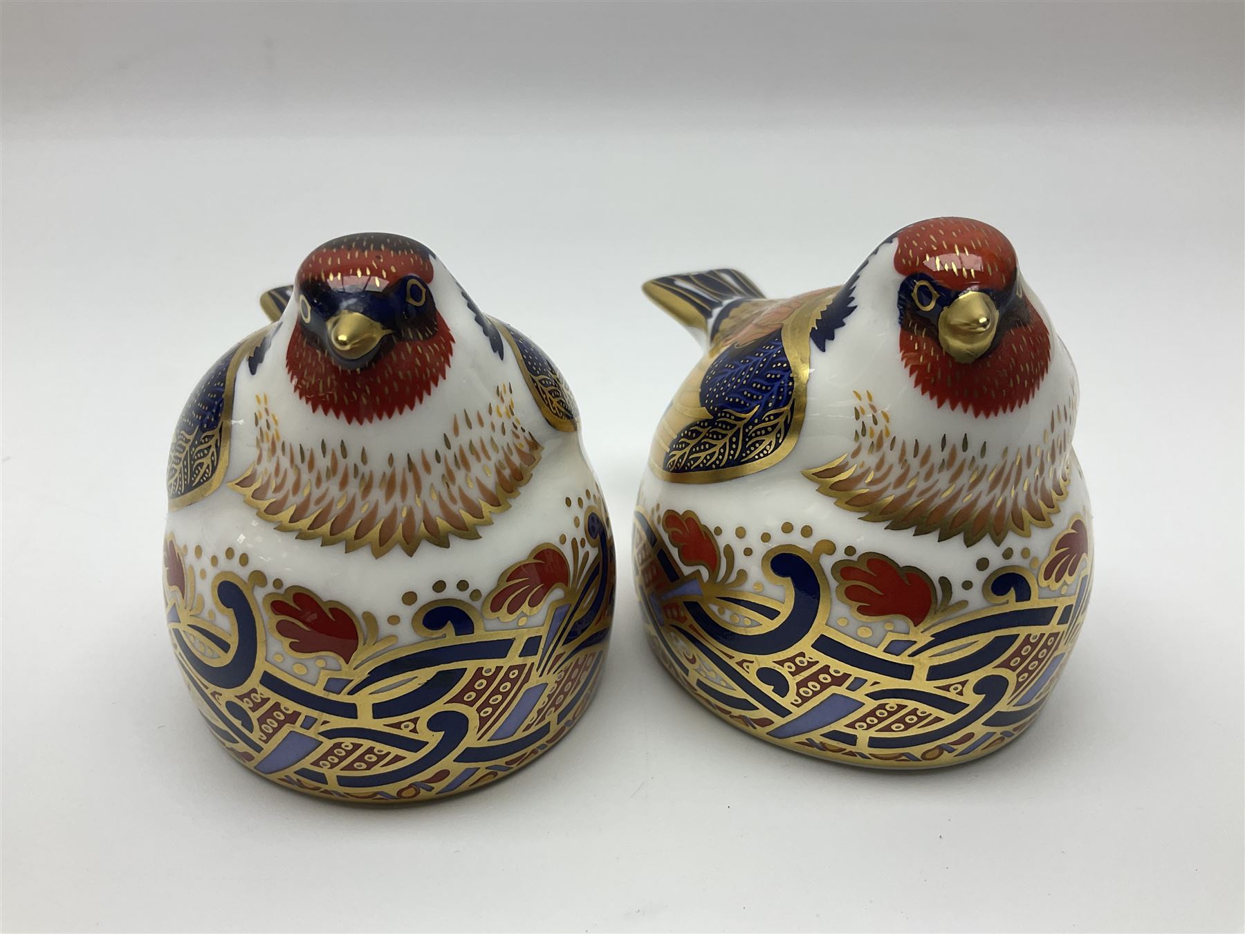 Two Royal Crown Derby Goldfinch Nesting paperweights with silver stoppers - Image 5 of 8