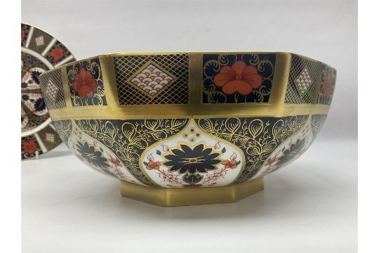 Royal Crown Derby Imari fruit bowl of octagonal form - Image 3 of 10