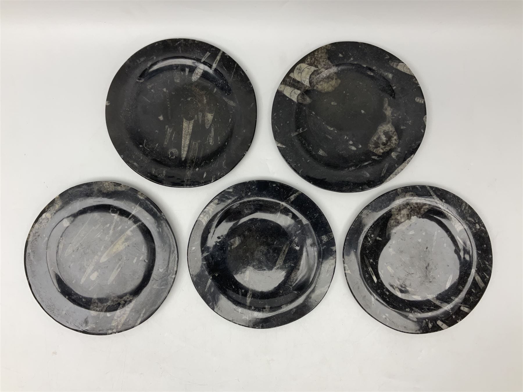 Five circular plates - Image 2 of 10