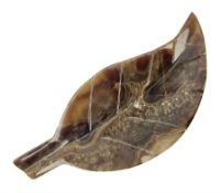 Hardstone dish in the form of a leaf