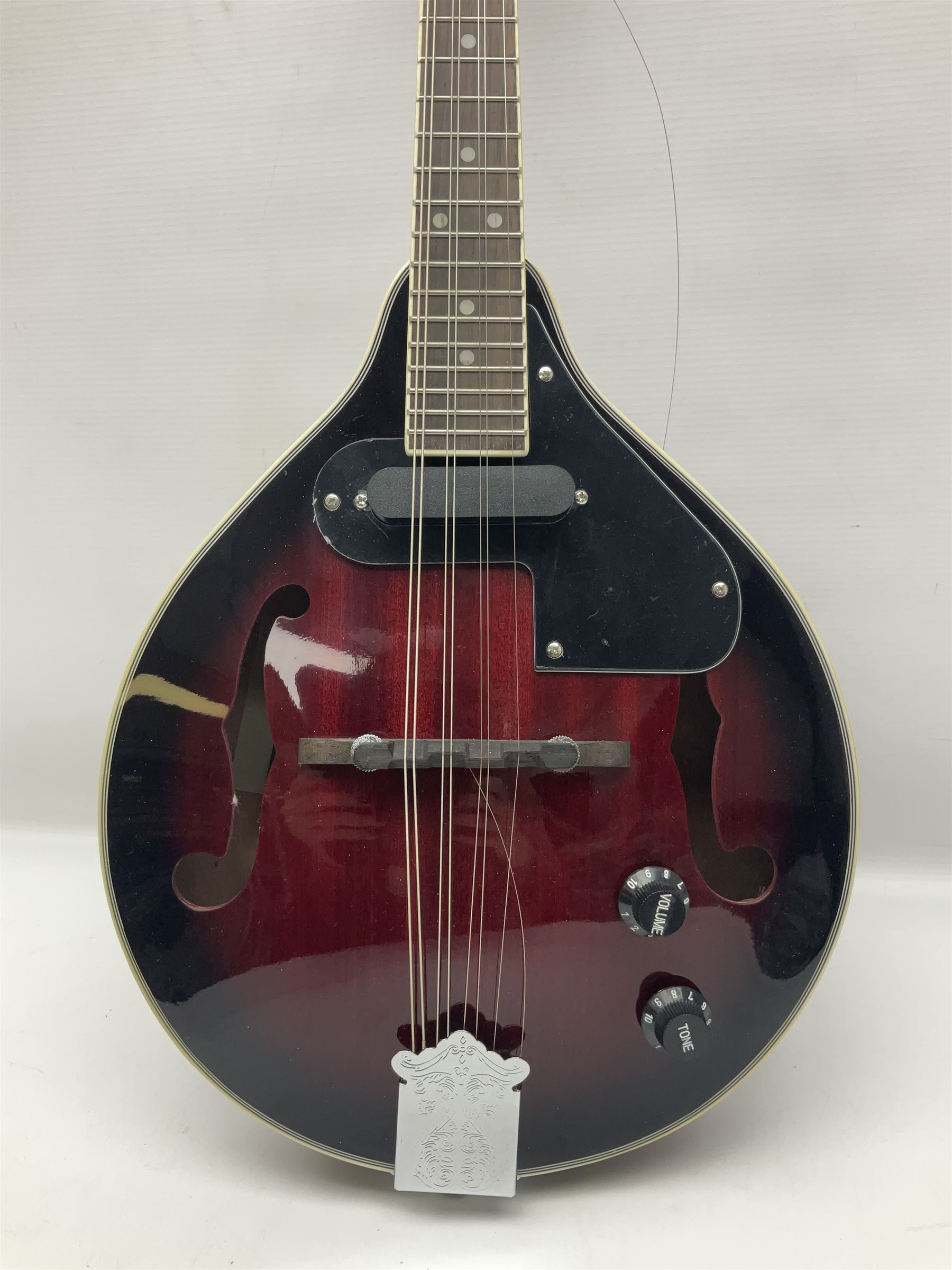 Stagg Model M50 E eight-string electro-acoustic mandolin; bears makers label L69cm; in cardboard del - Image 2 of 19