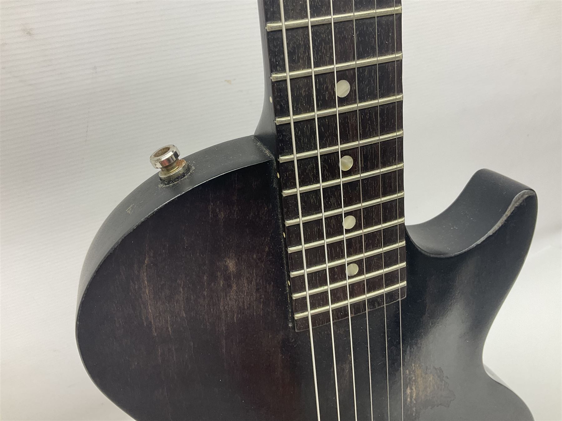 2015 American Les Paul CM (carved mahogany) electric guitar with ebonised finish - Image 6 of 17