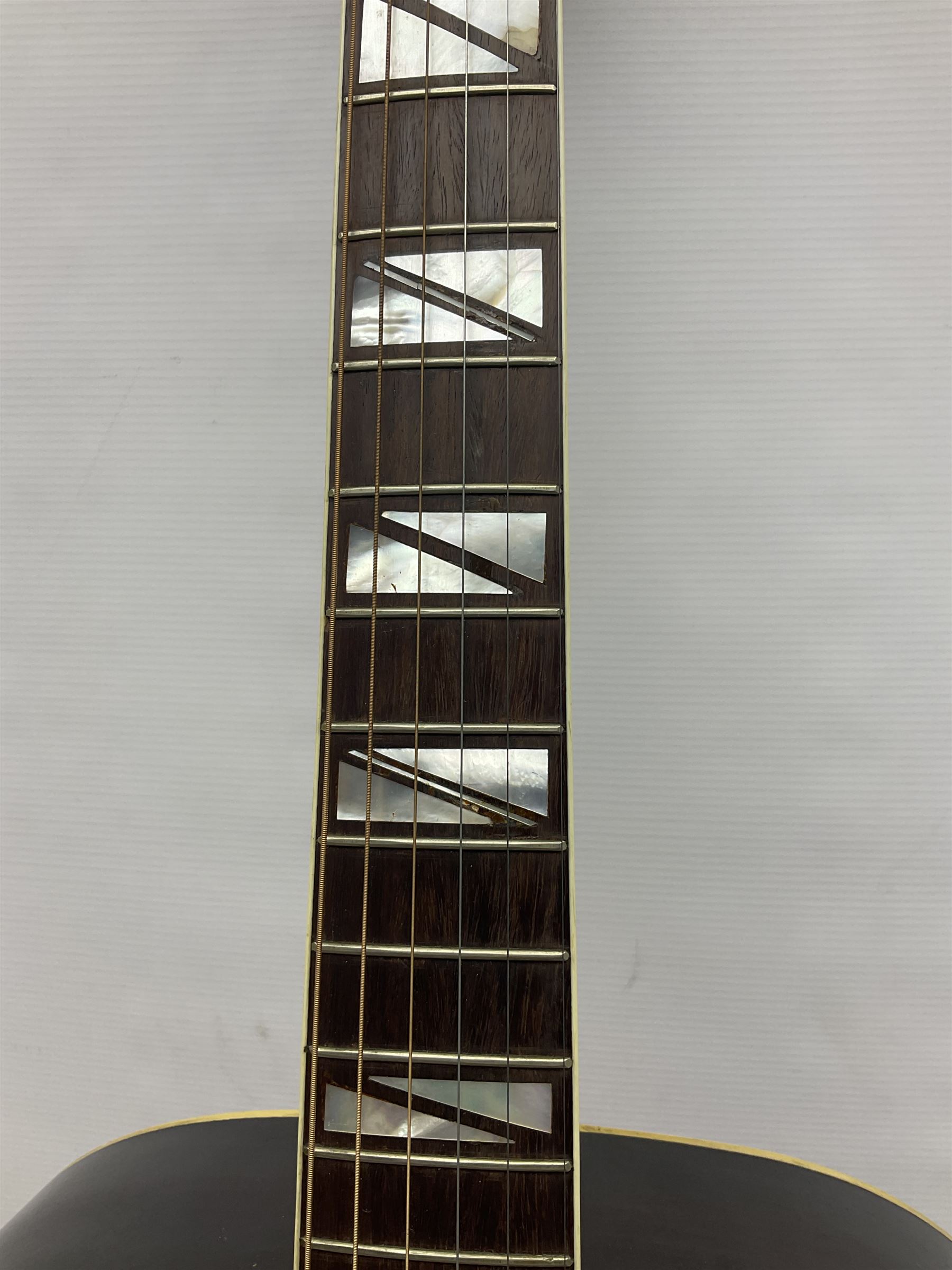 Clifford Essex Paragon De Luxe handmade acoustic guitar c1936 with tobacco sunburst finish and origi - Image 6 of 24