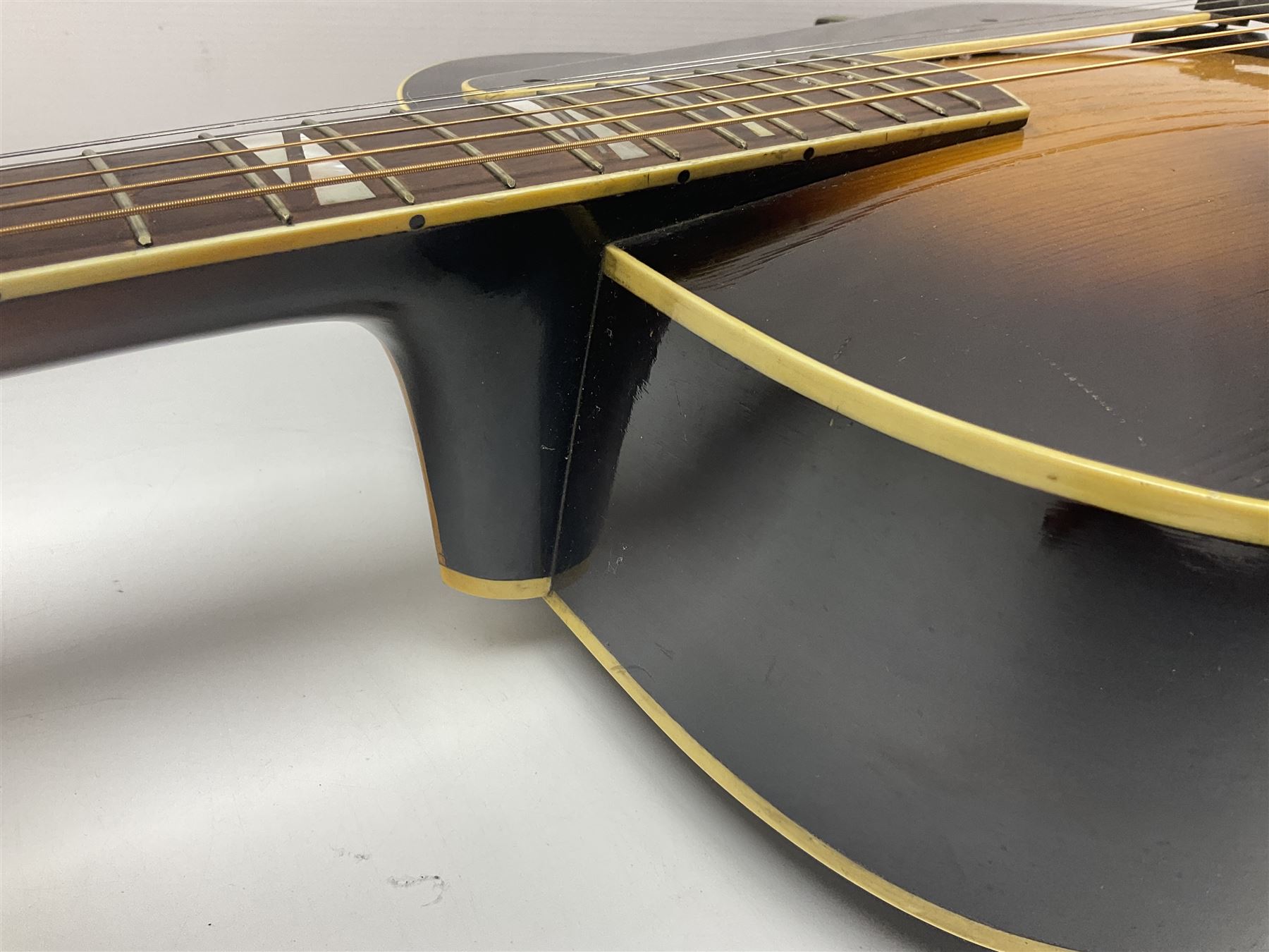 Clifford Essex Paragon De Luxe handmade acoustic guitar c1936 with tobacco sunburst finish and origi - Image 15 of 24