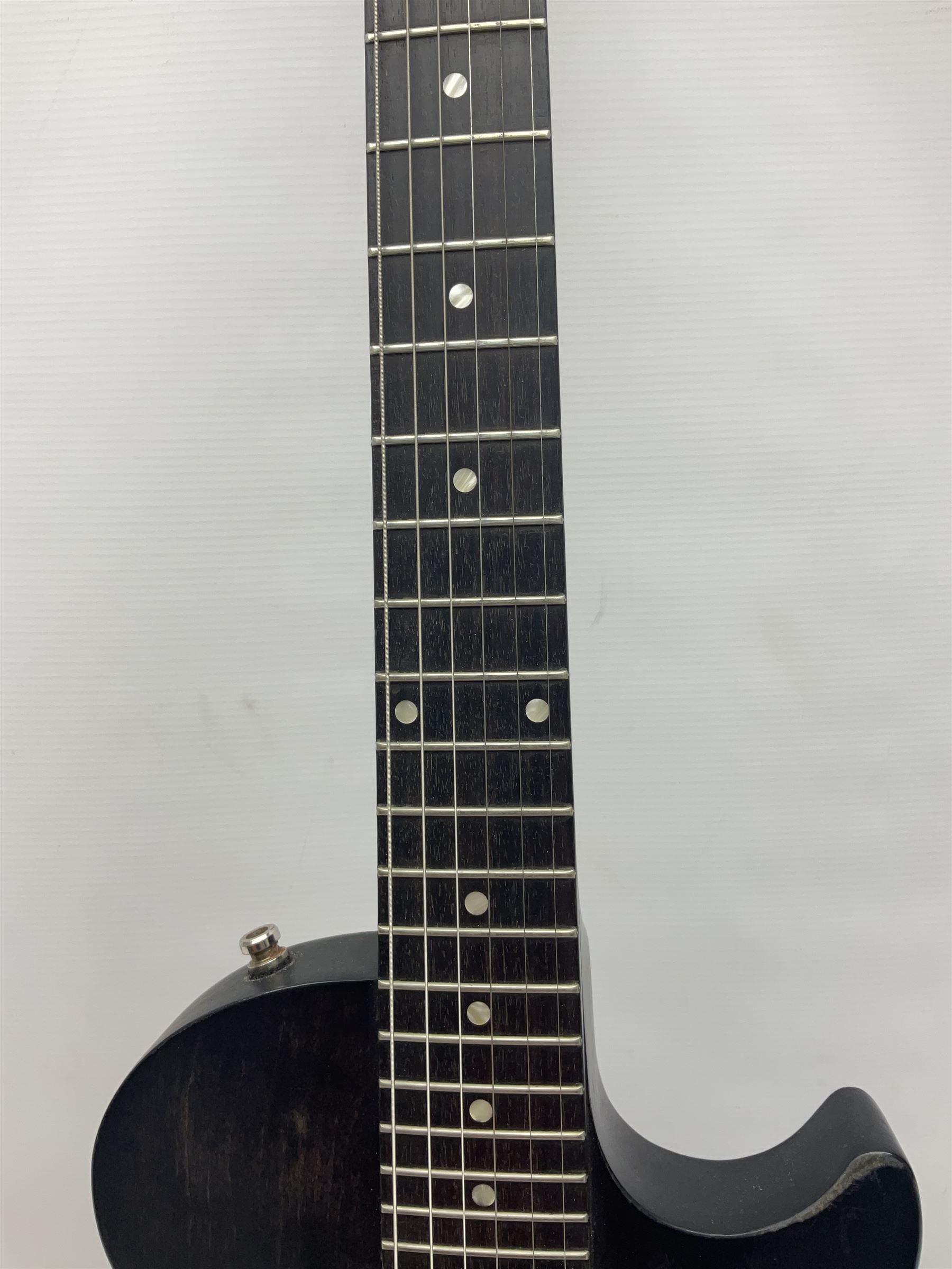 2015 American Les Paul CM (carved mahogany) electric guitar with ebonised finish - Image 7 of 17