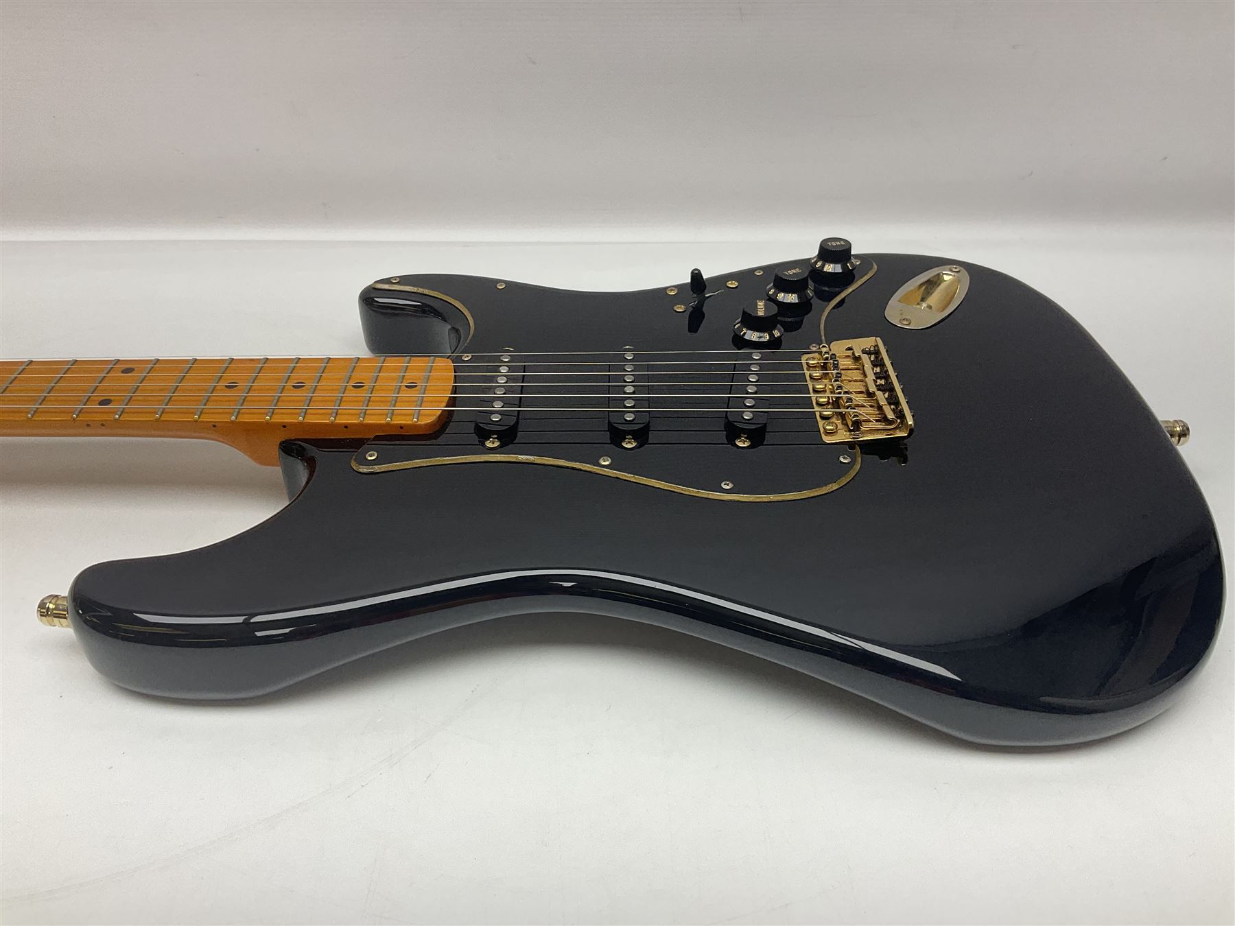 Copy of a Fender Stratocaster electric guitar in black with Wilkinson bridge - Image 15 of 21