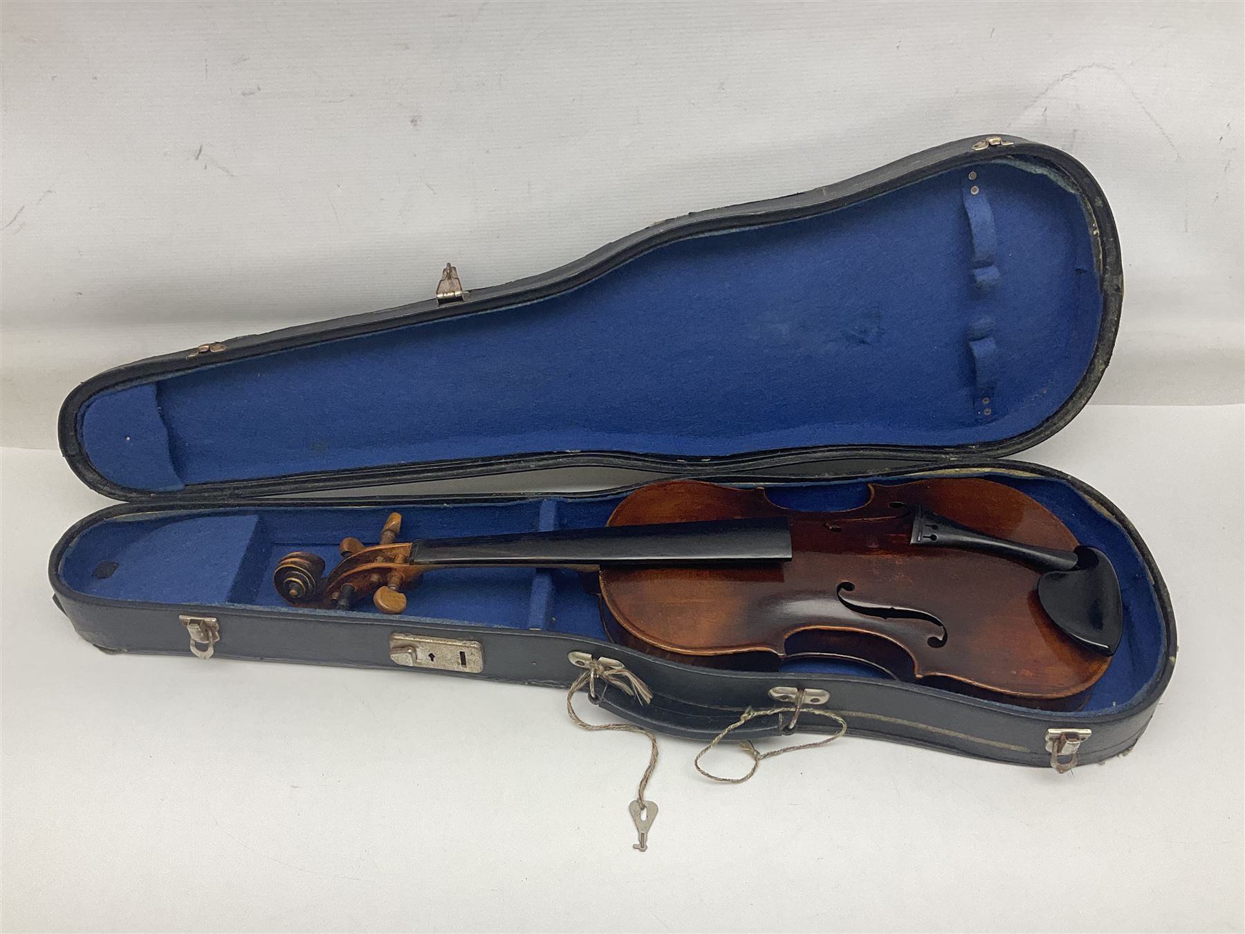 Czechoslovakian violin stamped LIZST c1920 with 35.5cm two-piece maple back and ribs and spruce top - Image 14 of 15