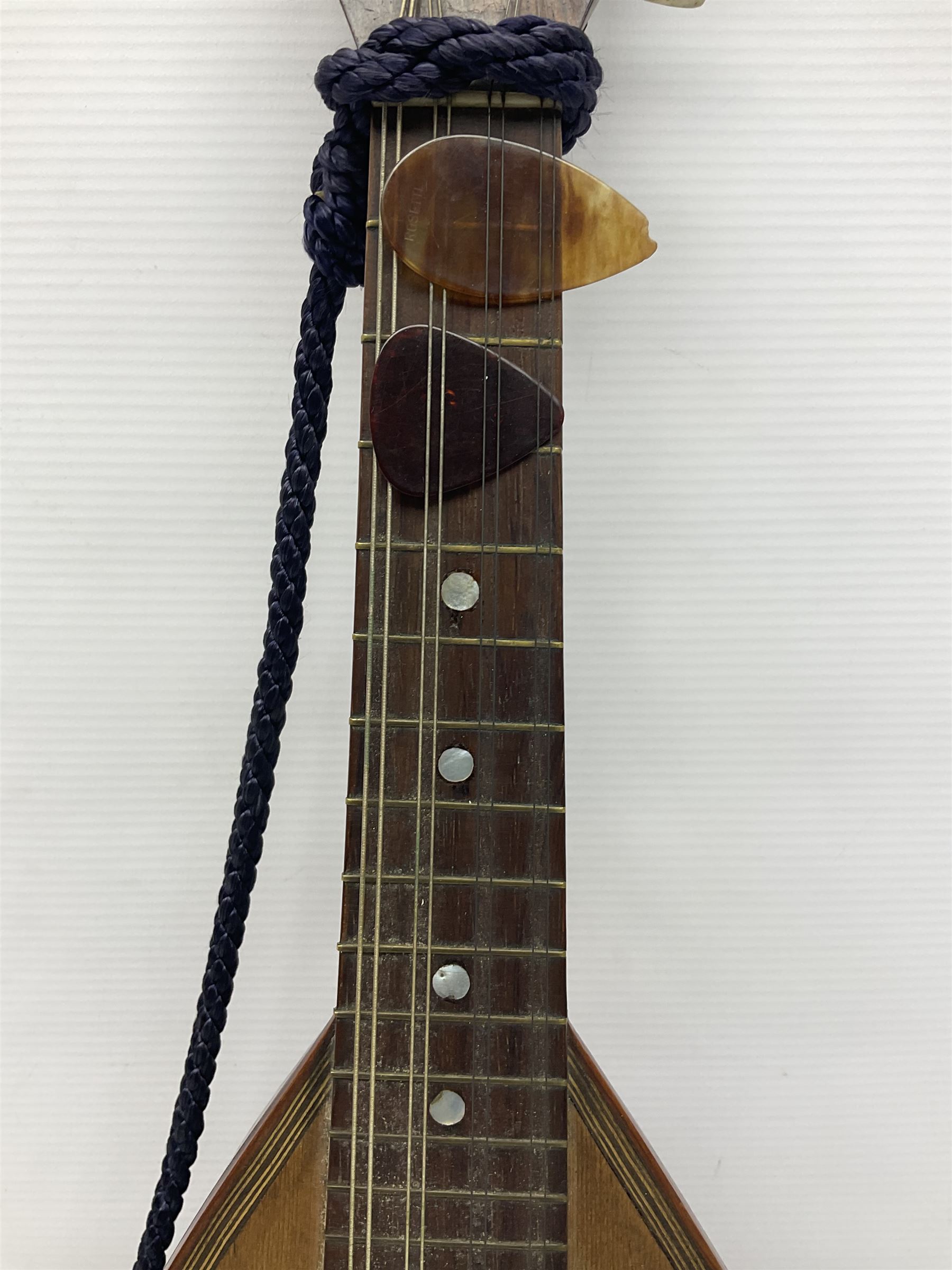 Late 19th/early 20th century Italian lute back mandolin with segmented back and spruce top; bears ma - Image 3 of 18