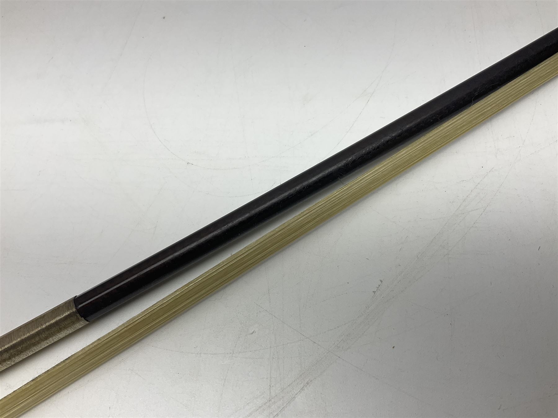 CodaBow Diamond nickel mounted carbon fibre violin bow L74.5cm - Image 7 of 14