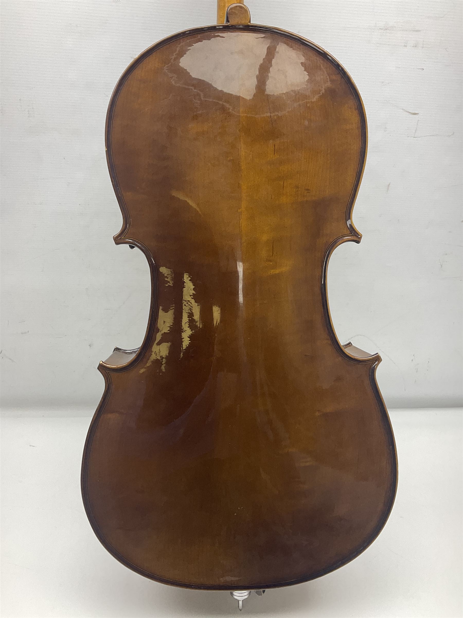 Stentor Student I quarter-size cello with 59.5cm two-piece maple back and ribs and spruce top; bears - Image 4 of 19